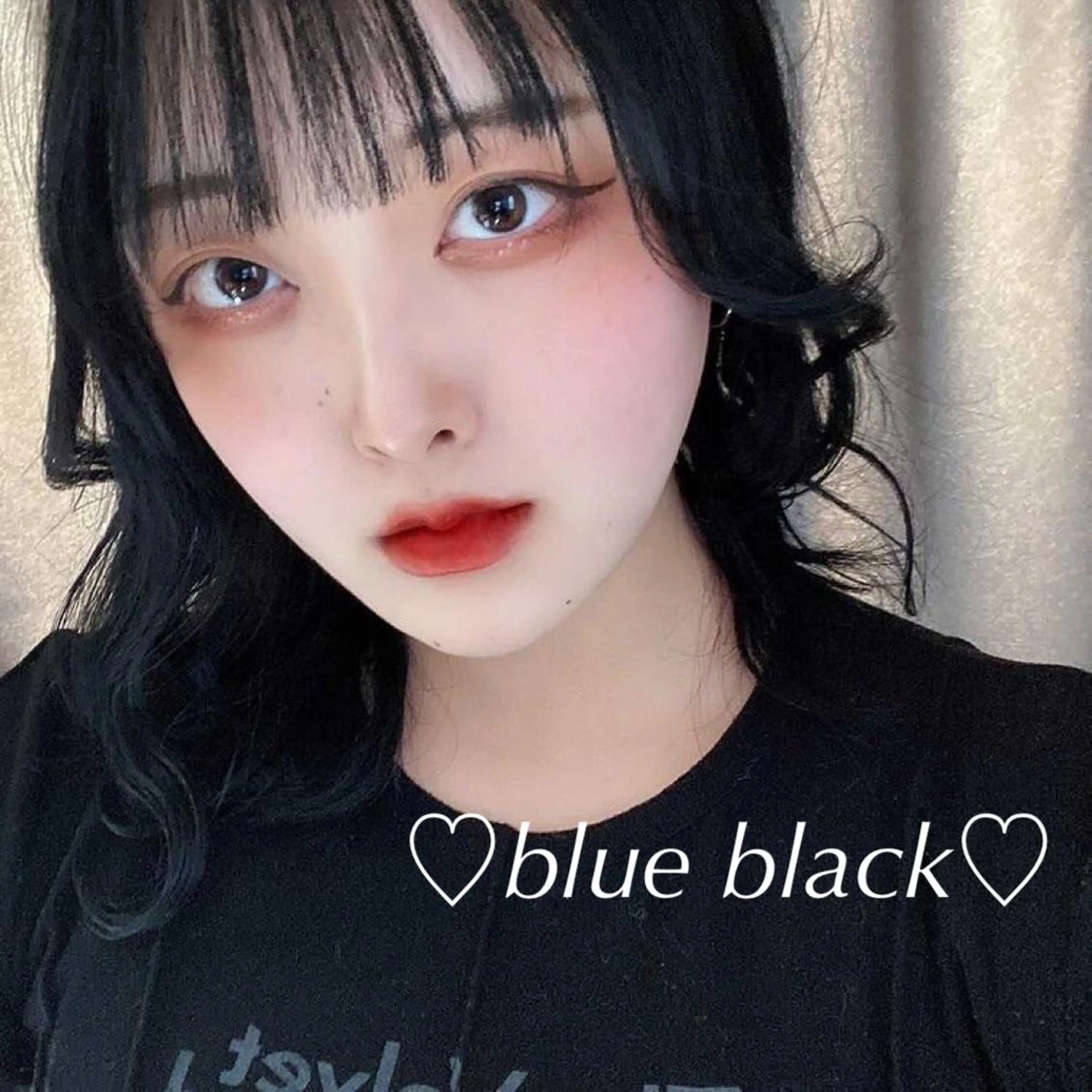 ミディアム カラー 黒髪 ブルーカラー ブルーブラック カット ヘアカラー トリートメント NANAMI🩵 大人可愛い韓国ヘアのヘアスタイル