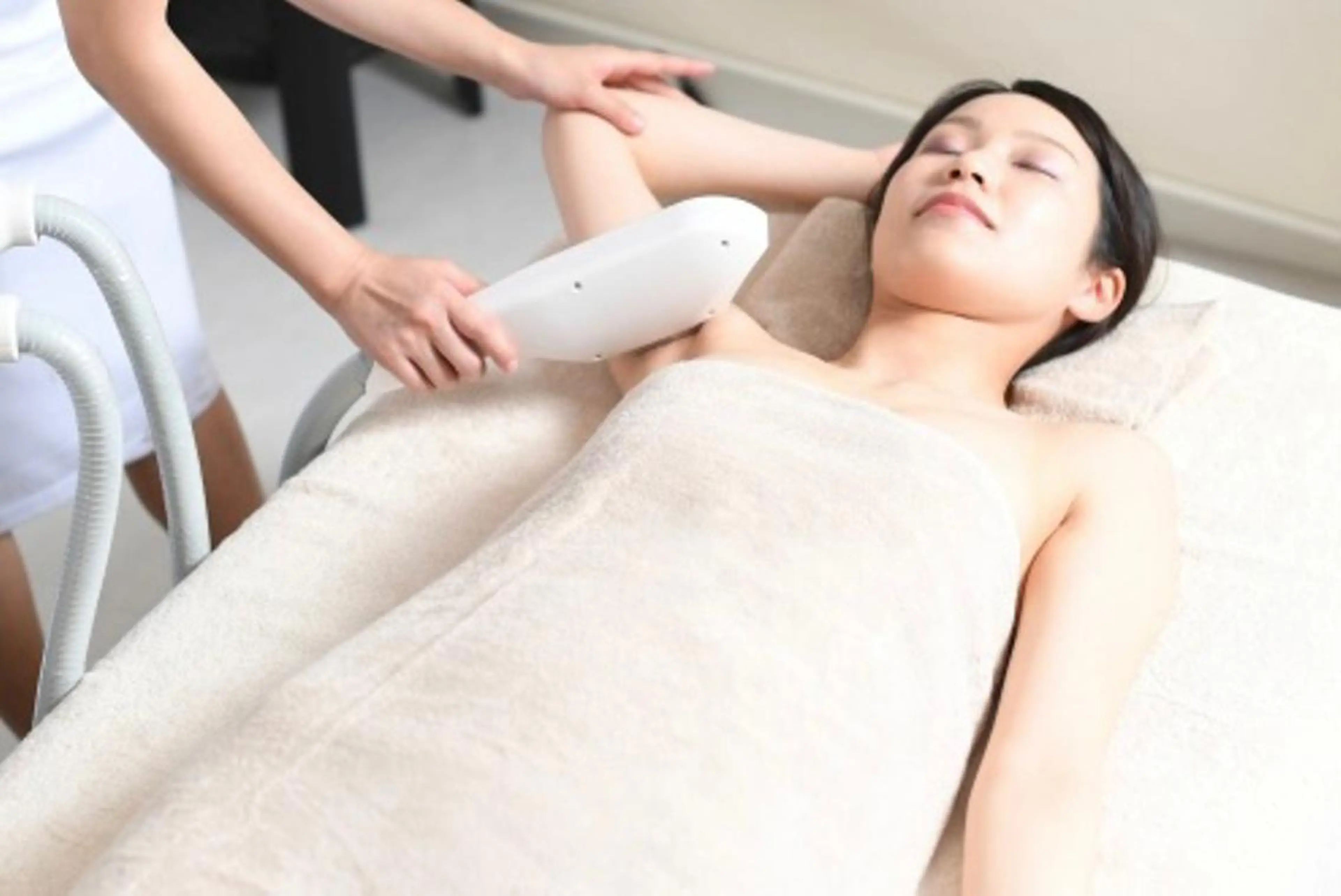 🈳あります✨️脇脱毛(レディース初回限定)⚠️次回のご予約必須の写真