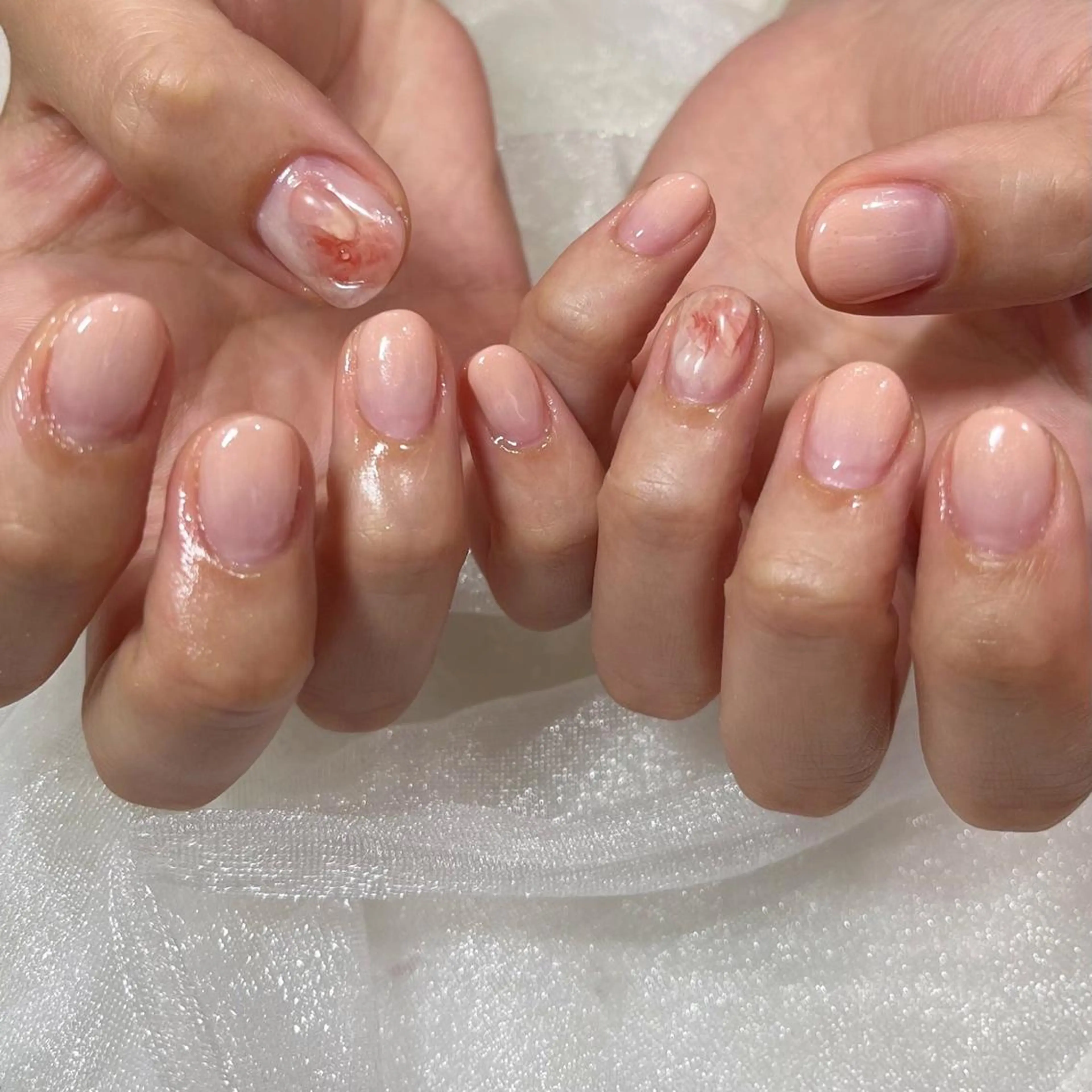 ネイル オーロラネイル クリアネイル 氷ネイル・うるうるネイル 韓国ネイル ニュアンスネイル Salon Ｋのネイルデザイン