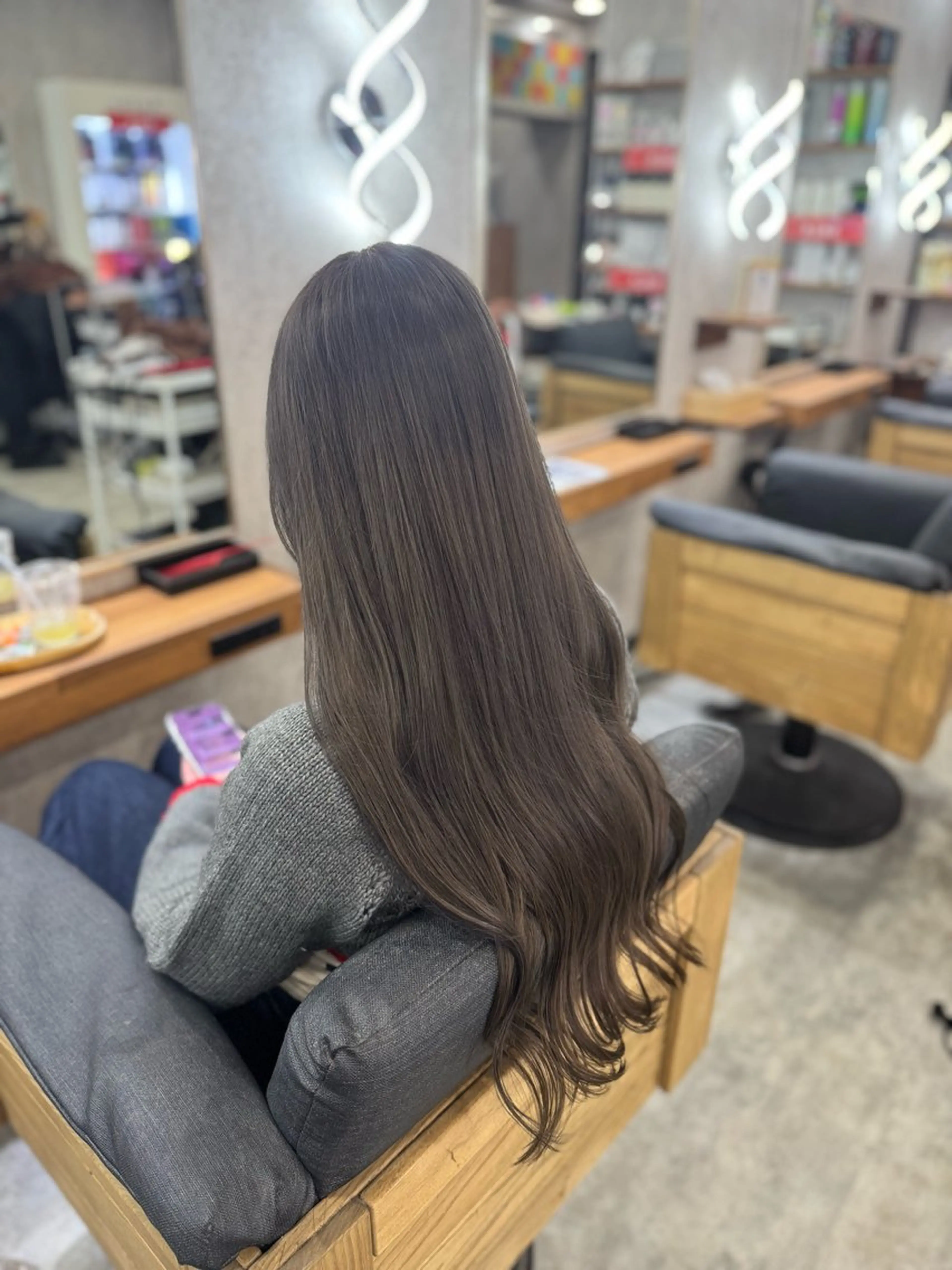 ロング チョコレートブラウン ヘアカラー トリートメント エクステ/ハイトーン /特殊ヘアー joeのヘアスタイル