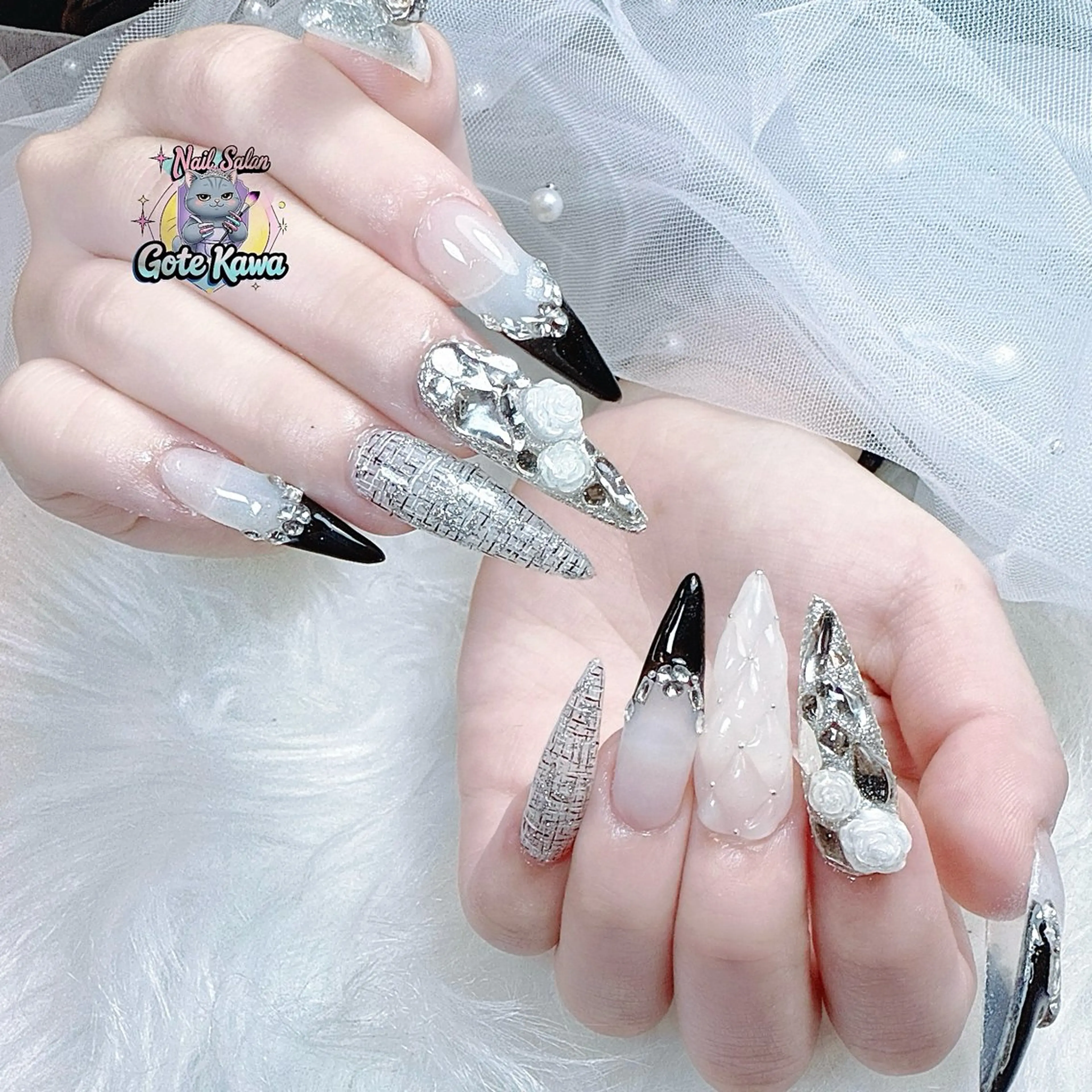 ネイル アートネイル 長さ出し キラキラネイル ピンク リボン ハンドネイル ハンドケア GOTE KAWA Nail Salon(ゴテかわ)所属・Gote Kawa nail salonのネイルデザイン