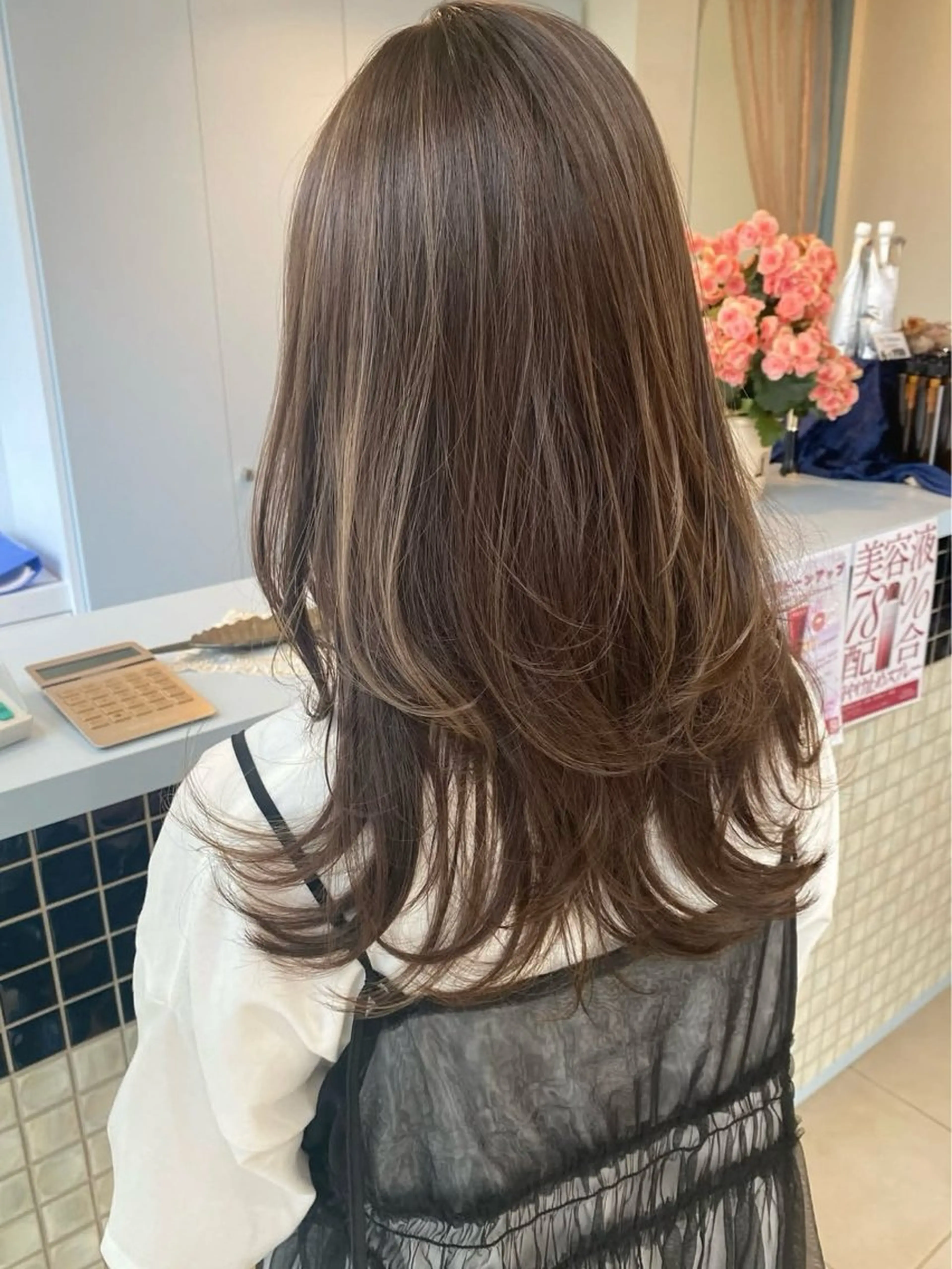 ロング レイヤーカット カット ヘアカラー 成田で1番安心 できる美容師そうまのヘアスタイル