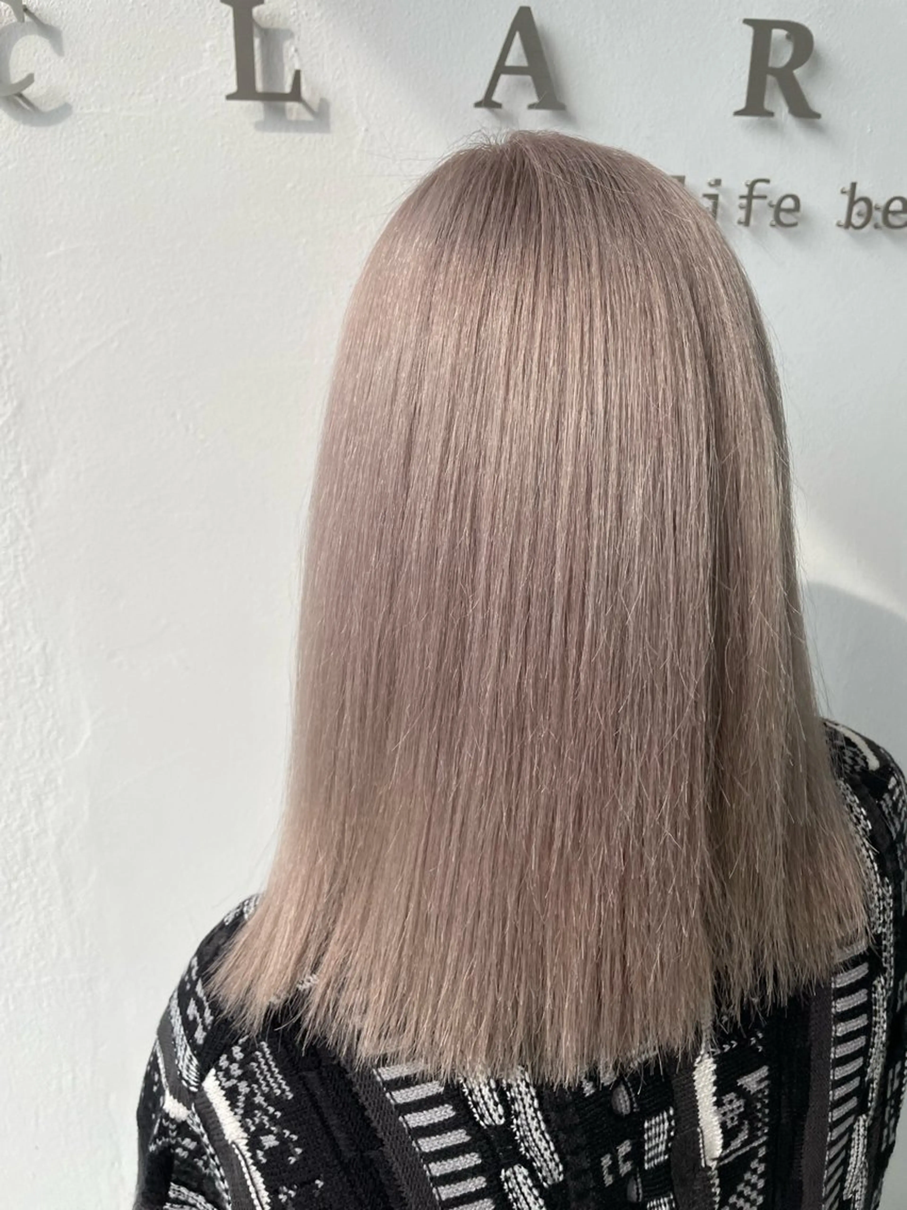 ミディアム Seen.所属・吉野 智行のヘアスタイル