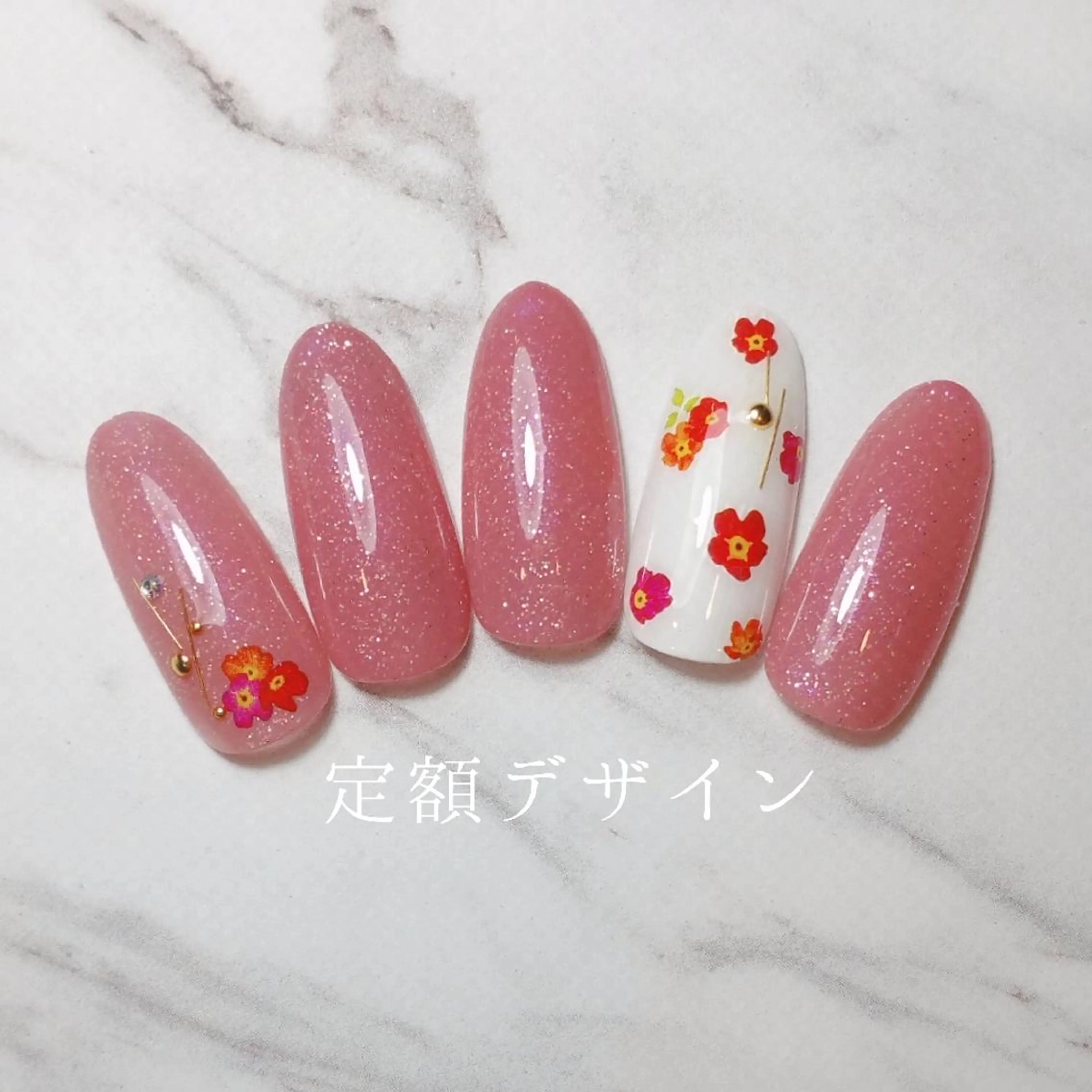 ネイル ハンドネイル 柴田 彩のネイルデザイン
