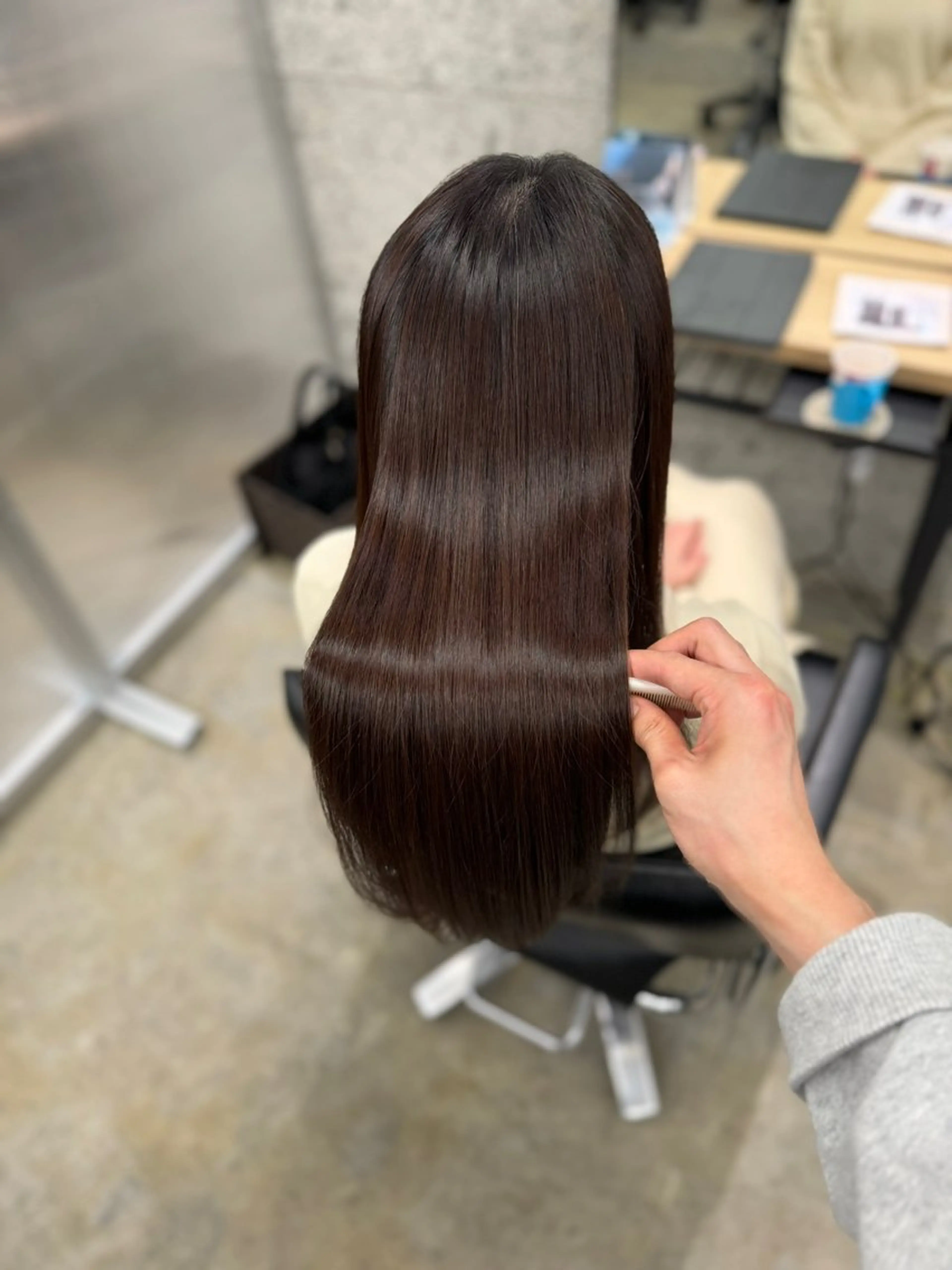 ロング カット ヘアカラー 縮毛矯正 トリートメント WERULE pivot cross店所属・髪質改善/岡崎 亮のヘアスタイル