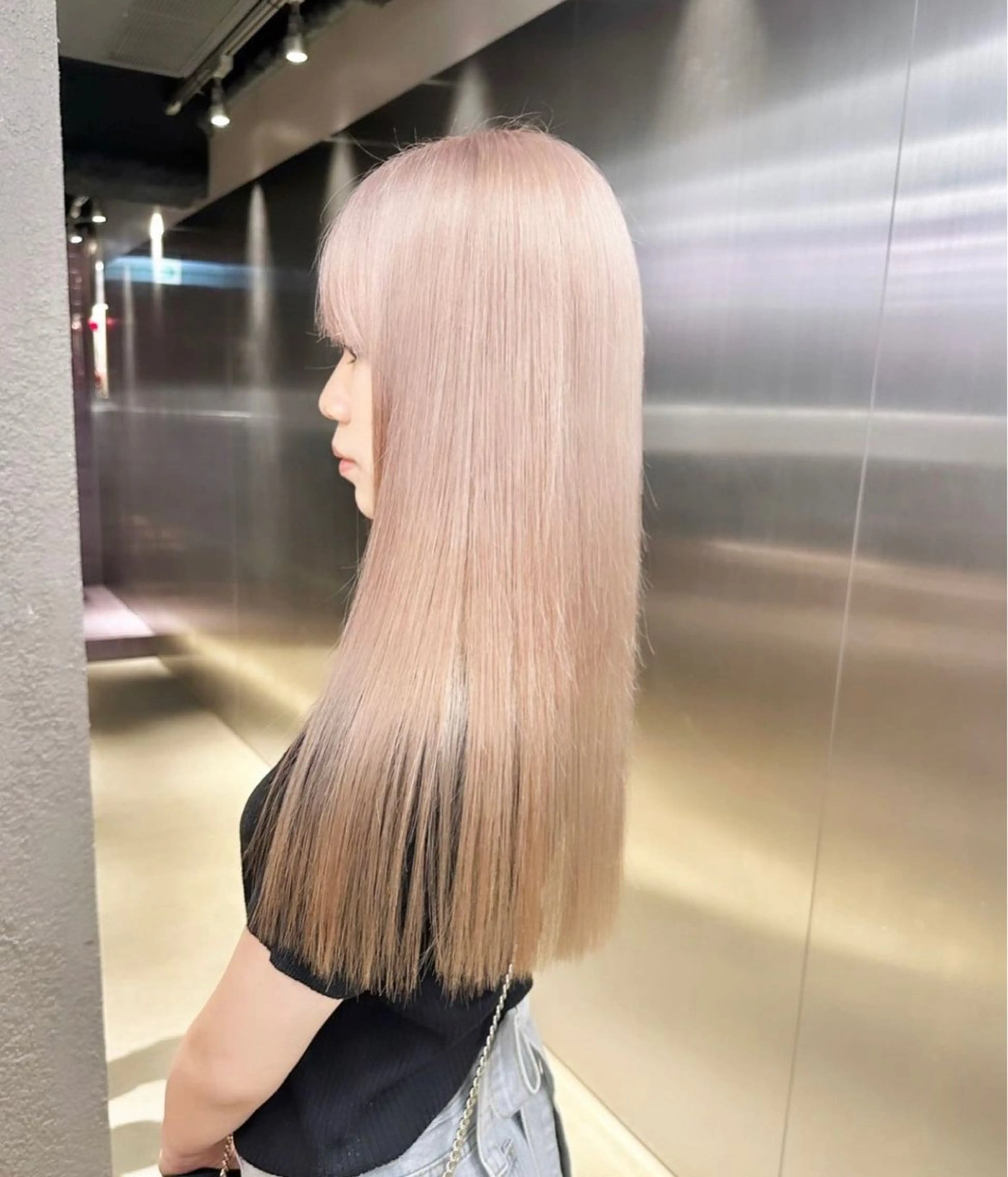 ロング 名古屋栄♡PELE/ ブリーチ/ハイトーンのヘアスタイル