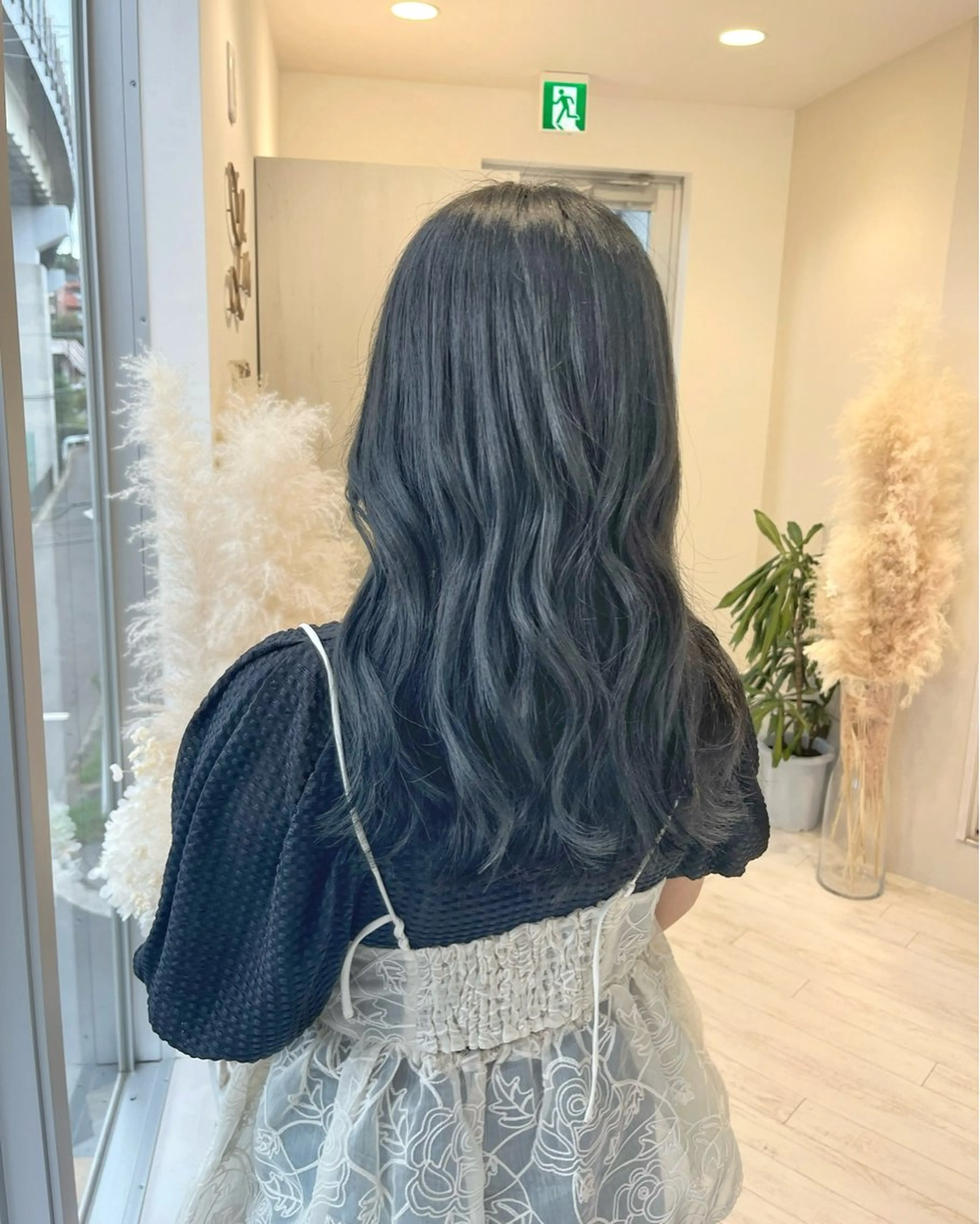 ミディアム カット ヘアカラー ボブ/レイヤー/ 茉莉花のヘアスタイル