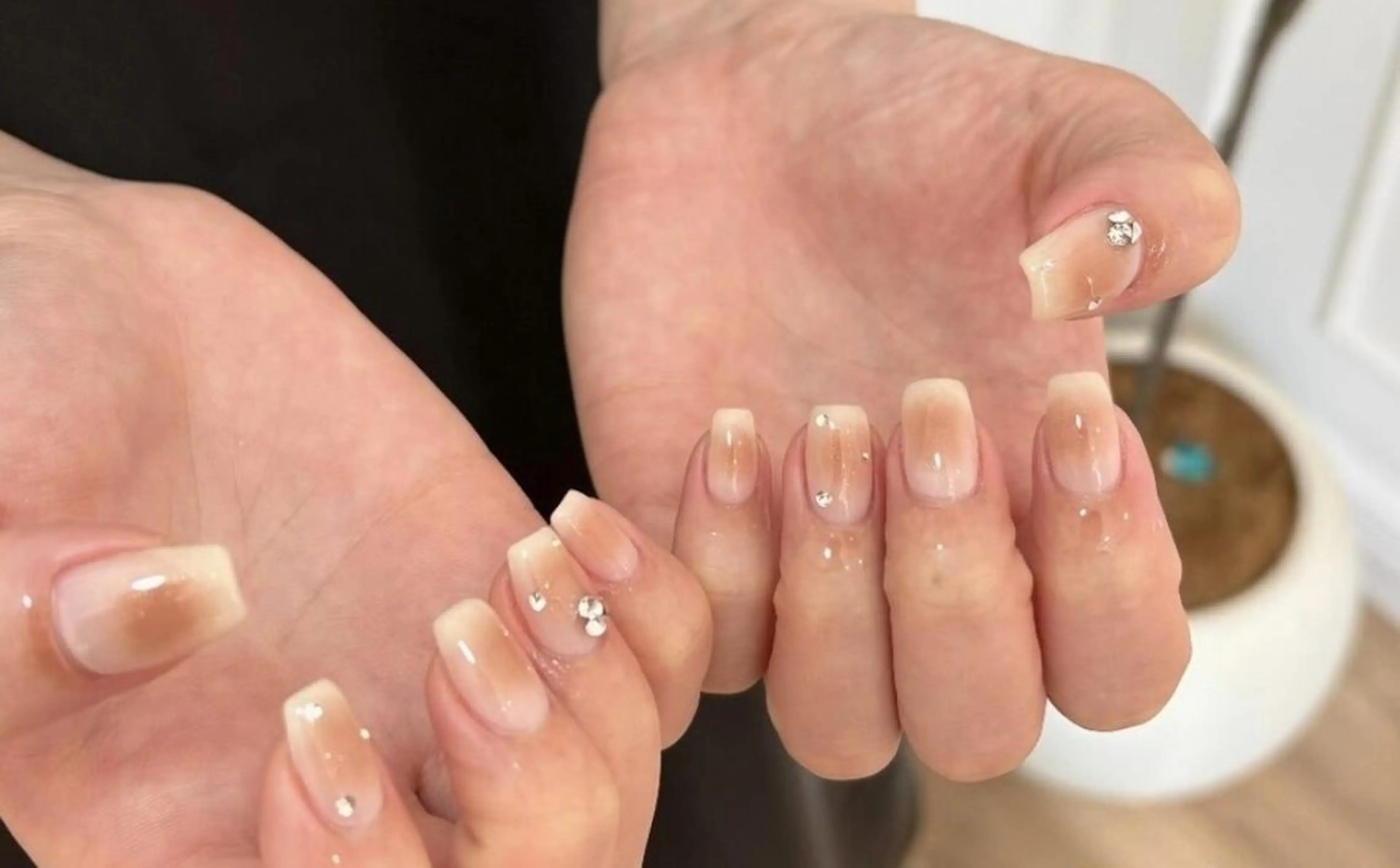 チークネイル（オフ+500）の写真