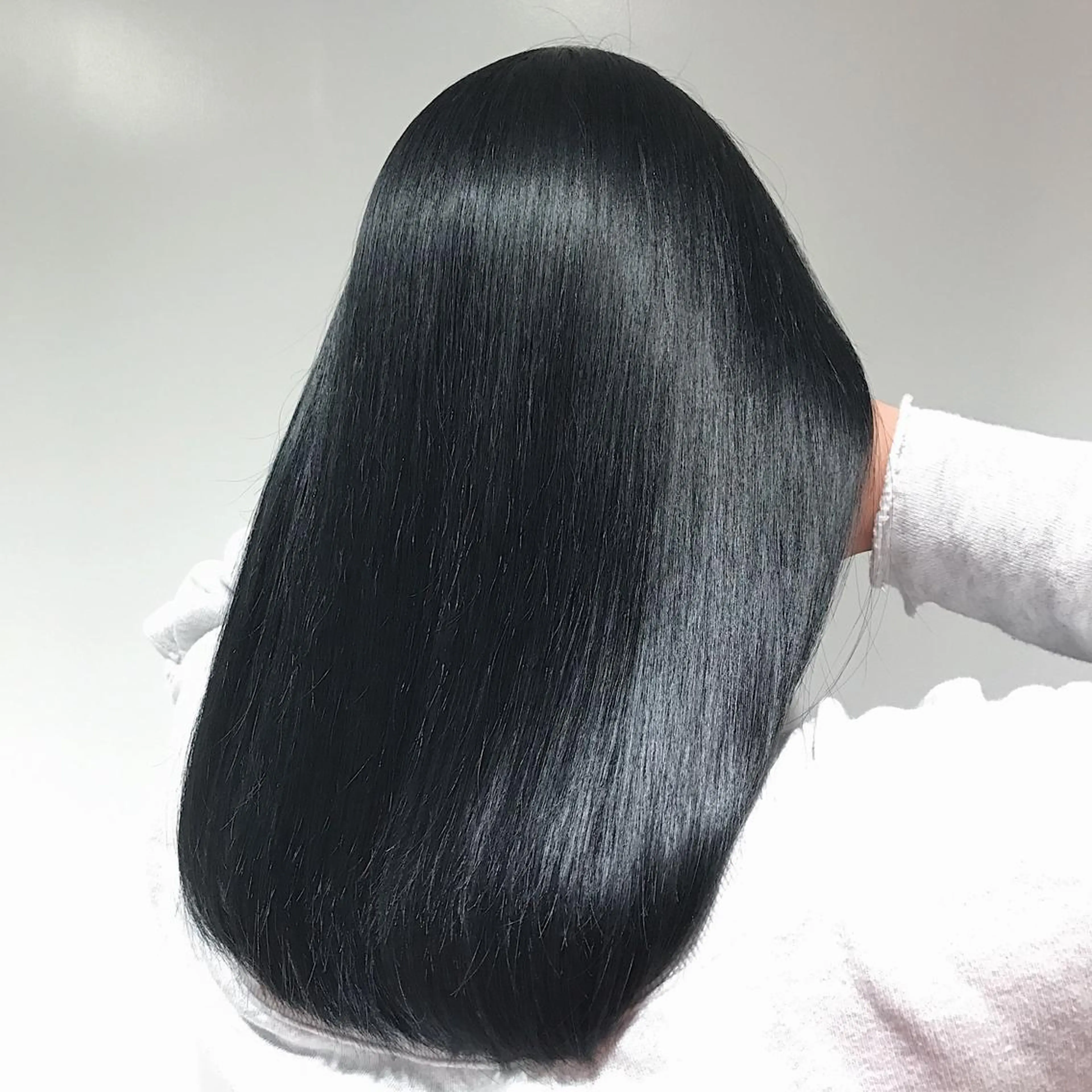 セミロング カラー ヘアアレンジ Zina渋谷エリア マネージャShionのヘアスタイル