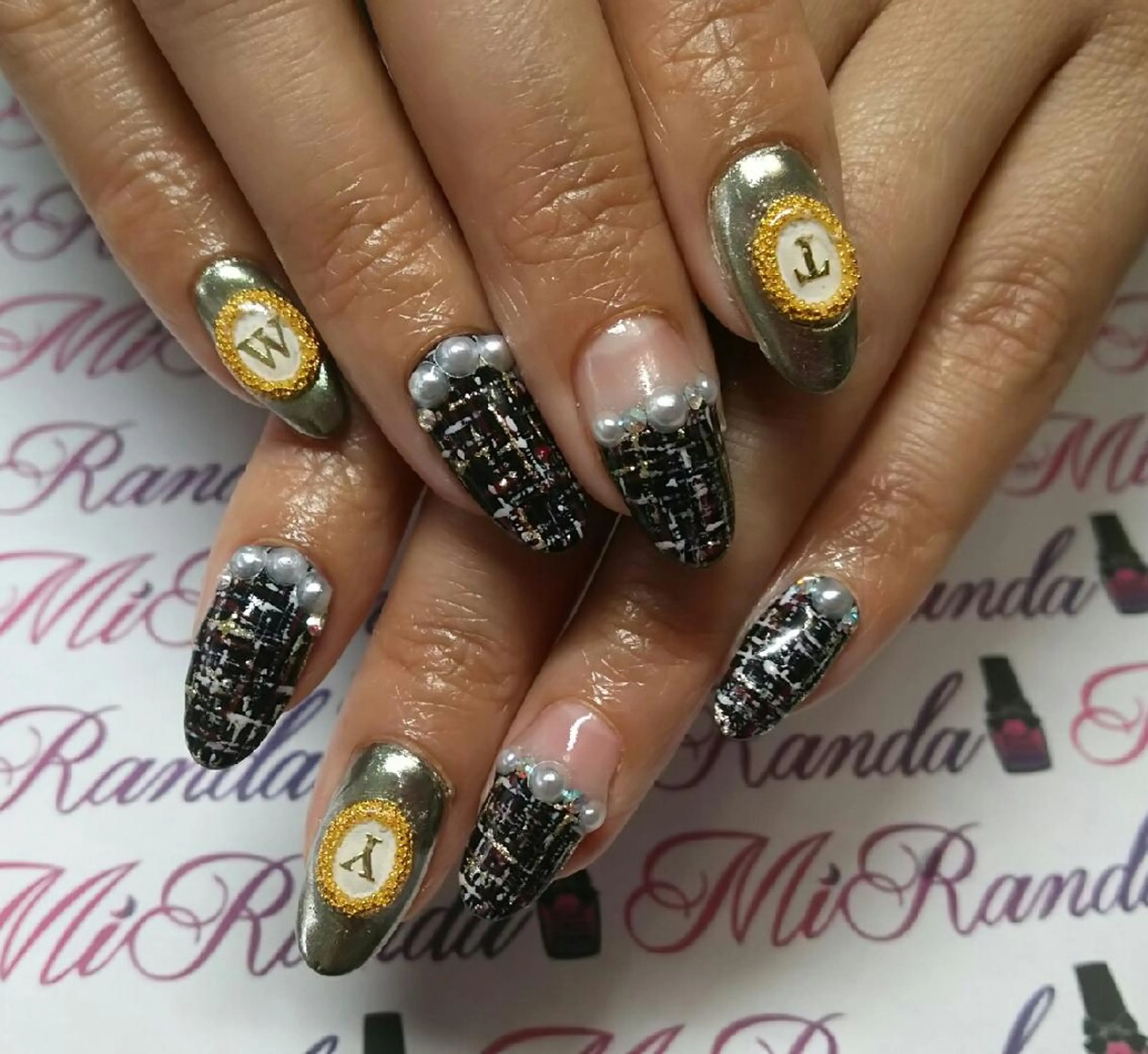 ネイル MiRanda Nail所属・MiRanda 保坂 舞のネイルデザイン