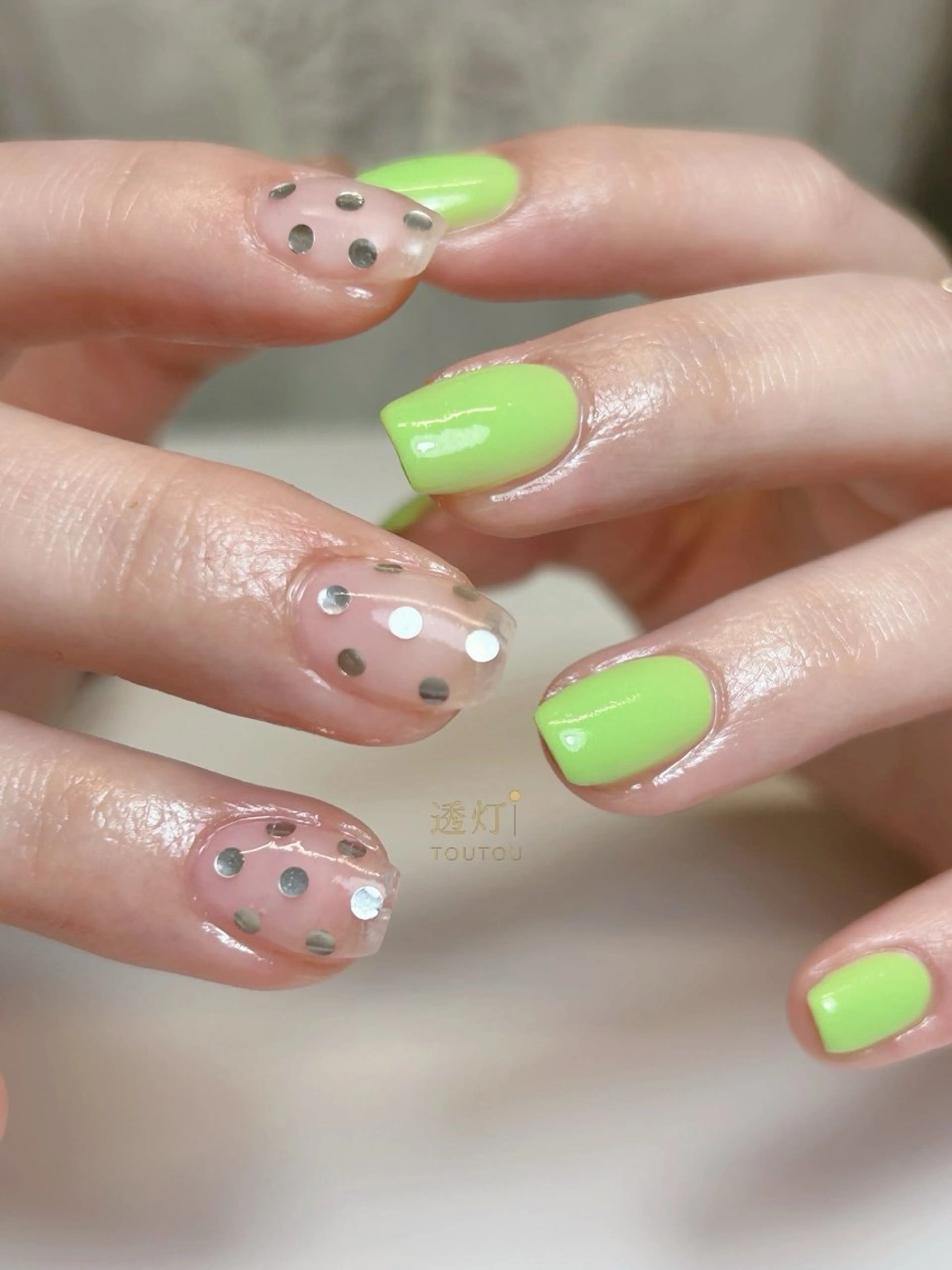 ネイル ハンドネイル 透灯 TOUTOU所属・透灯 TOUTOU 🪄のネイルデザイン