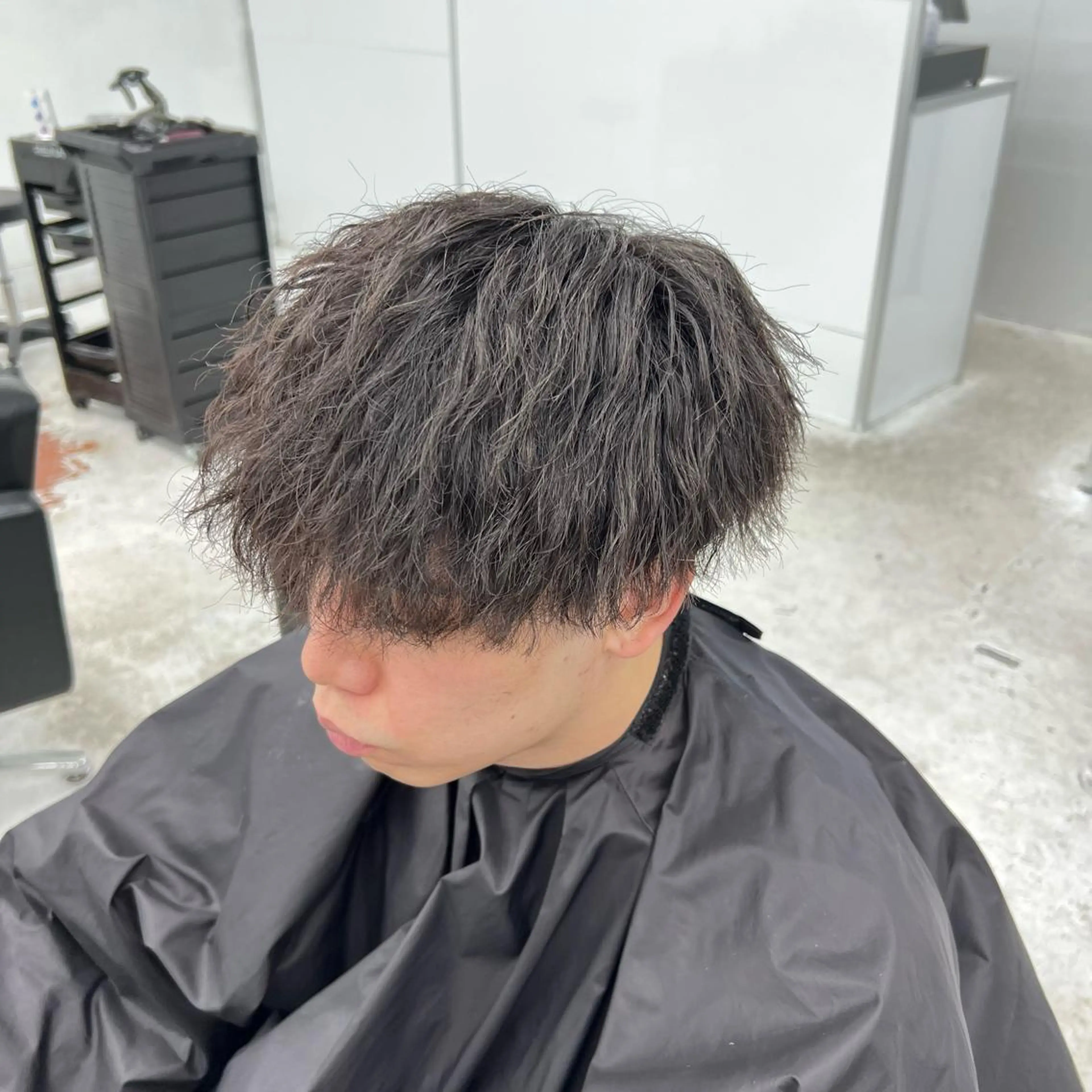 ショート パーマ 豊崎 佑輔のヘアスタイル