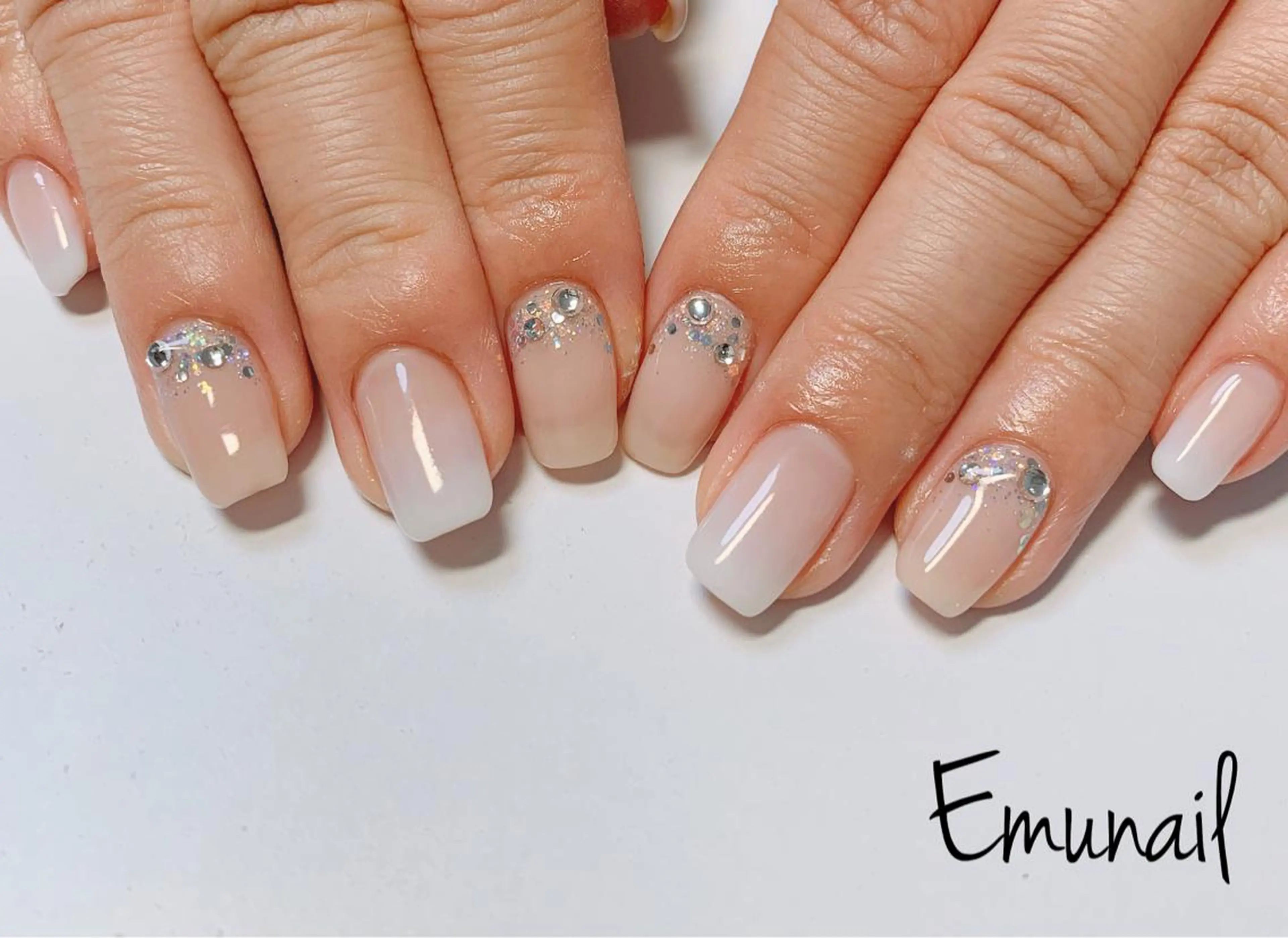 ネイル ハンドネイル Emu Nailのネイルデザイン