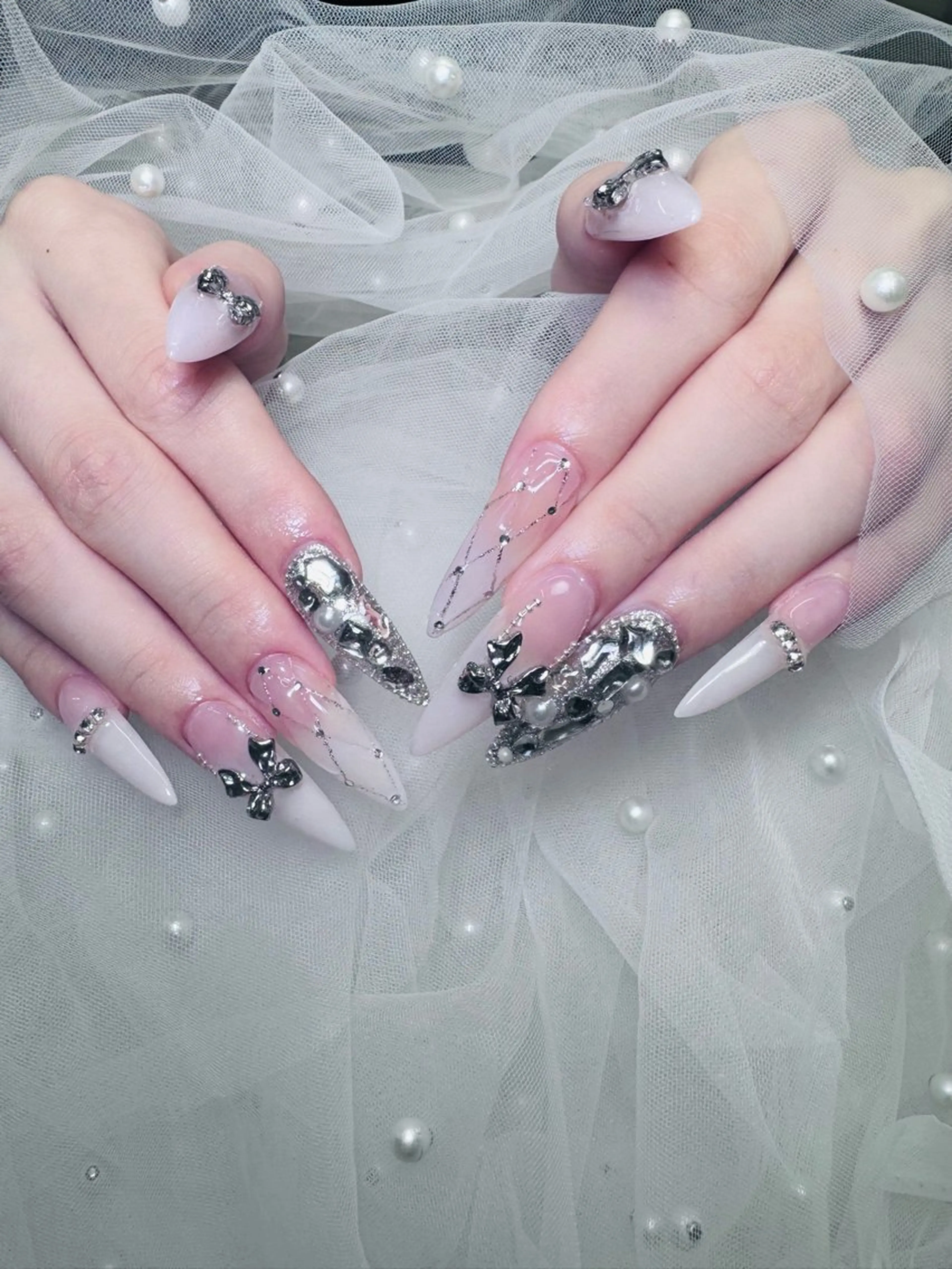 ネイル ハンドネイル EN salon💅 🦋もり💕のネイルデザイン