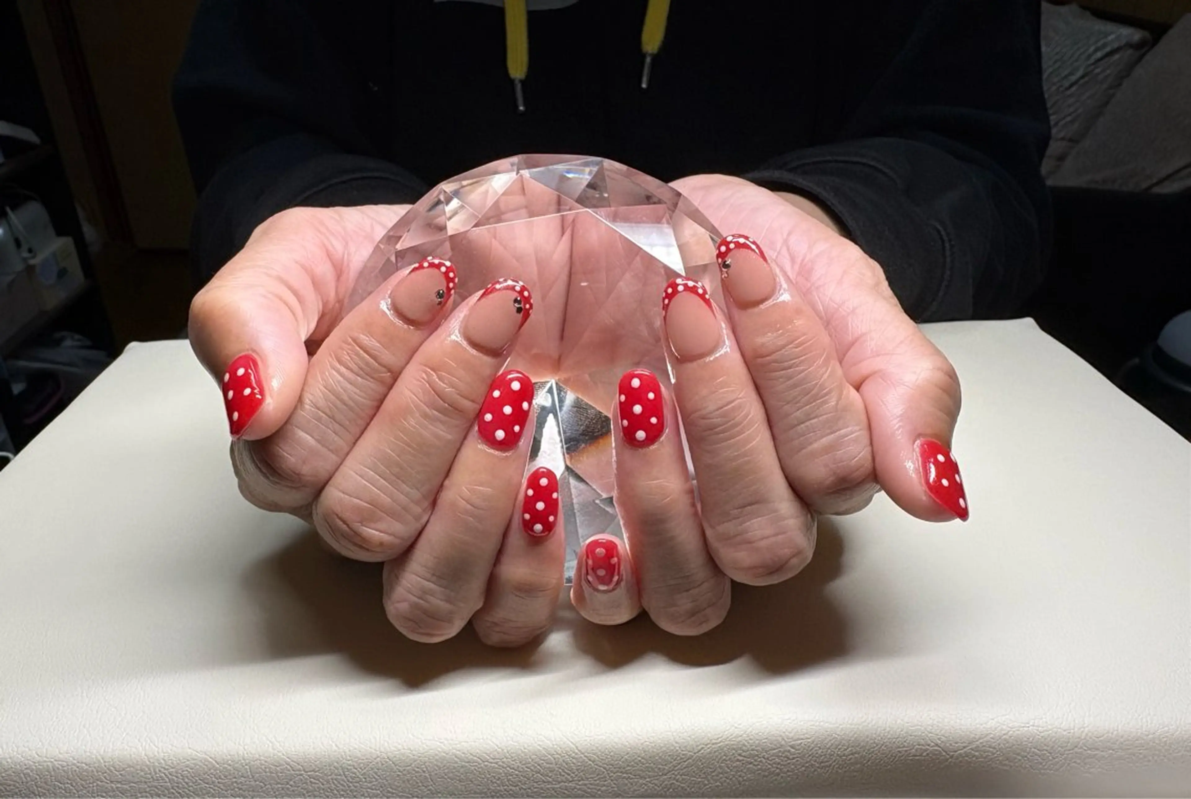 ネイル Rainbow Moonのネイルデザイン