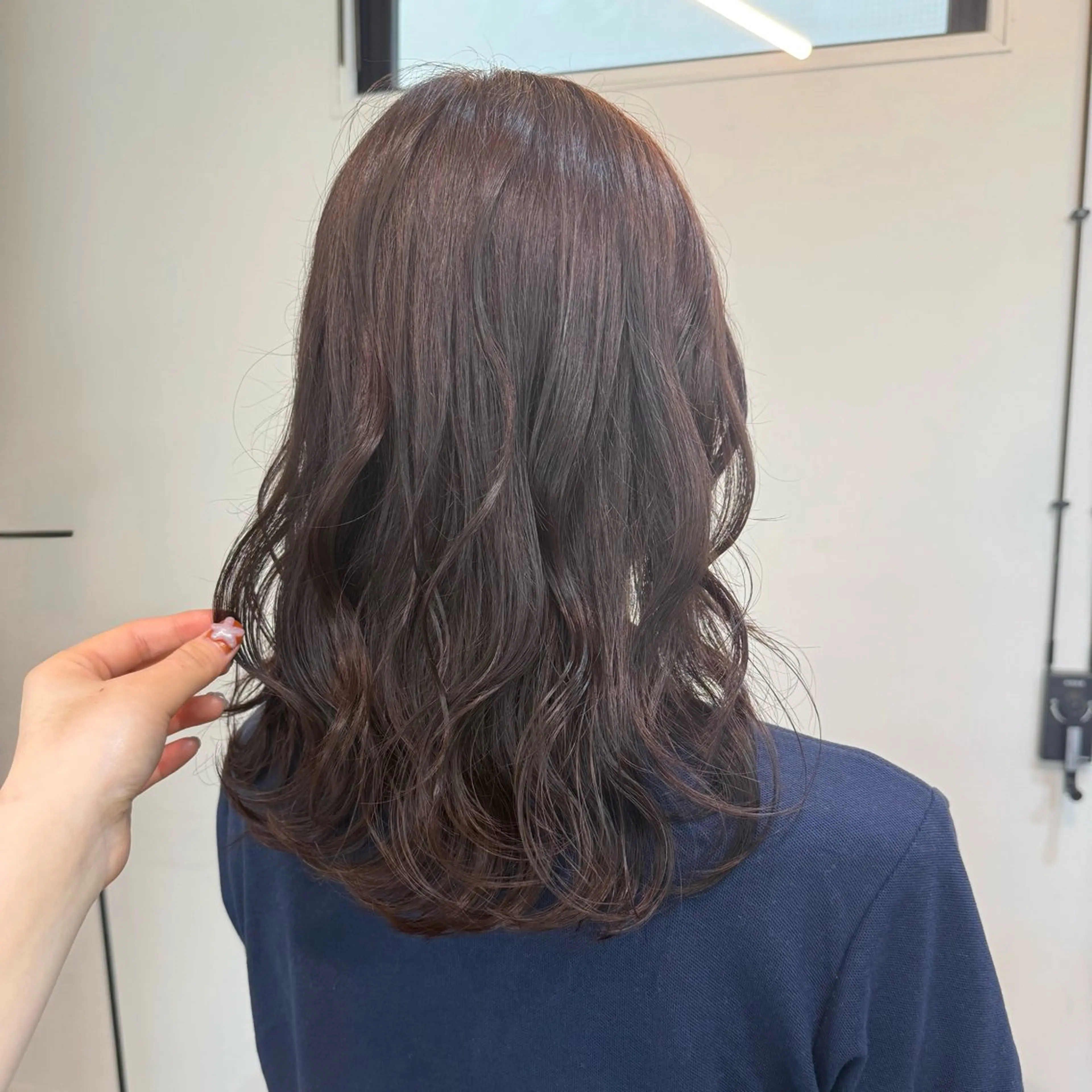 セミロング カラー 透明感カラー カット パーマ トリートメント shin enom yuukaのヘアスタイル