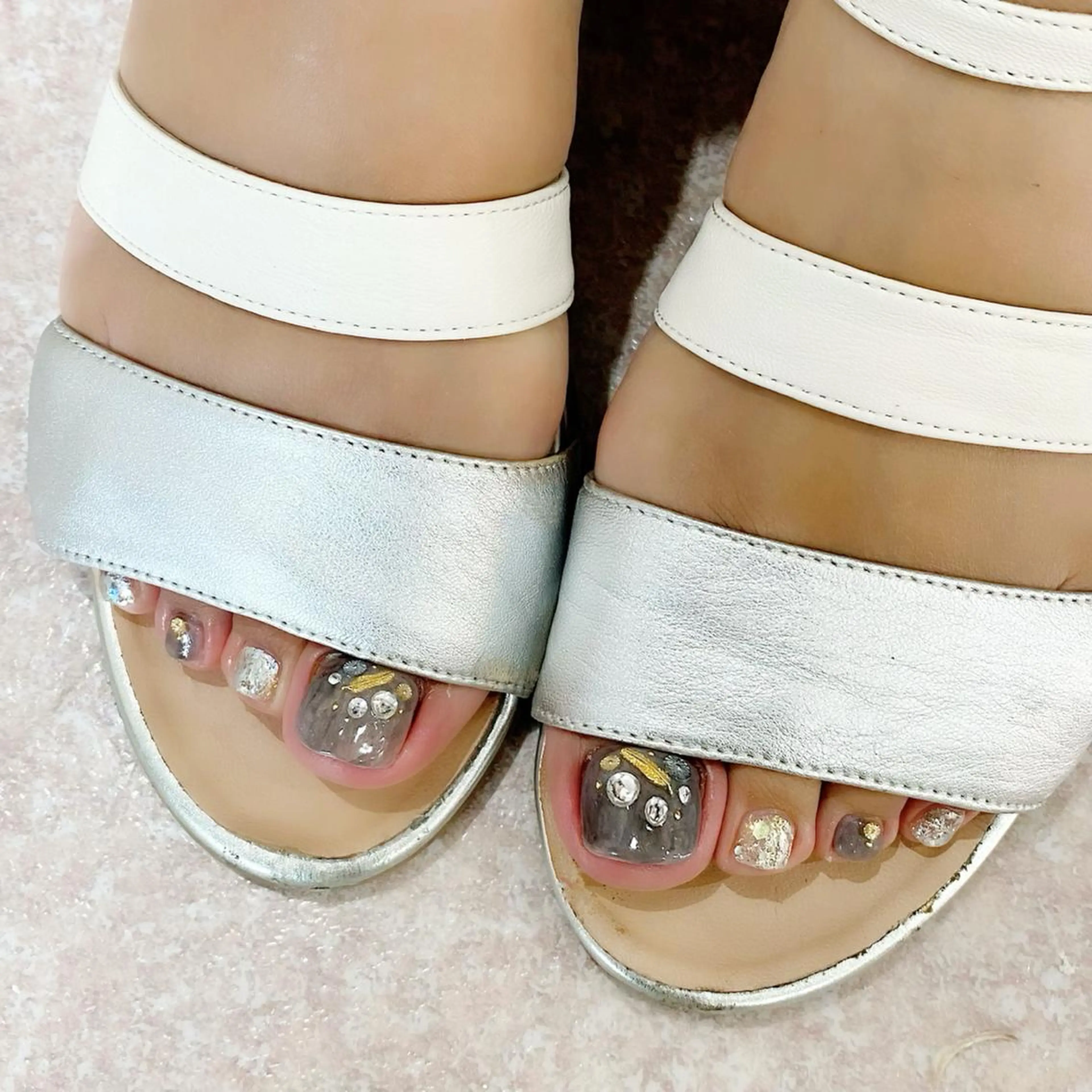 ショート カラー パーマ ヘアアレンジ メンズ キッズ ネイル マツエク・マツパ フットネイル ニュアンスネイル ニュアンスパーマ フットネイル Salon Ｋのネイルデザイン