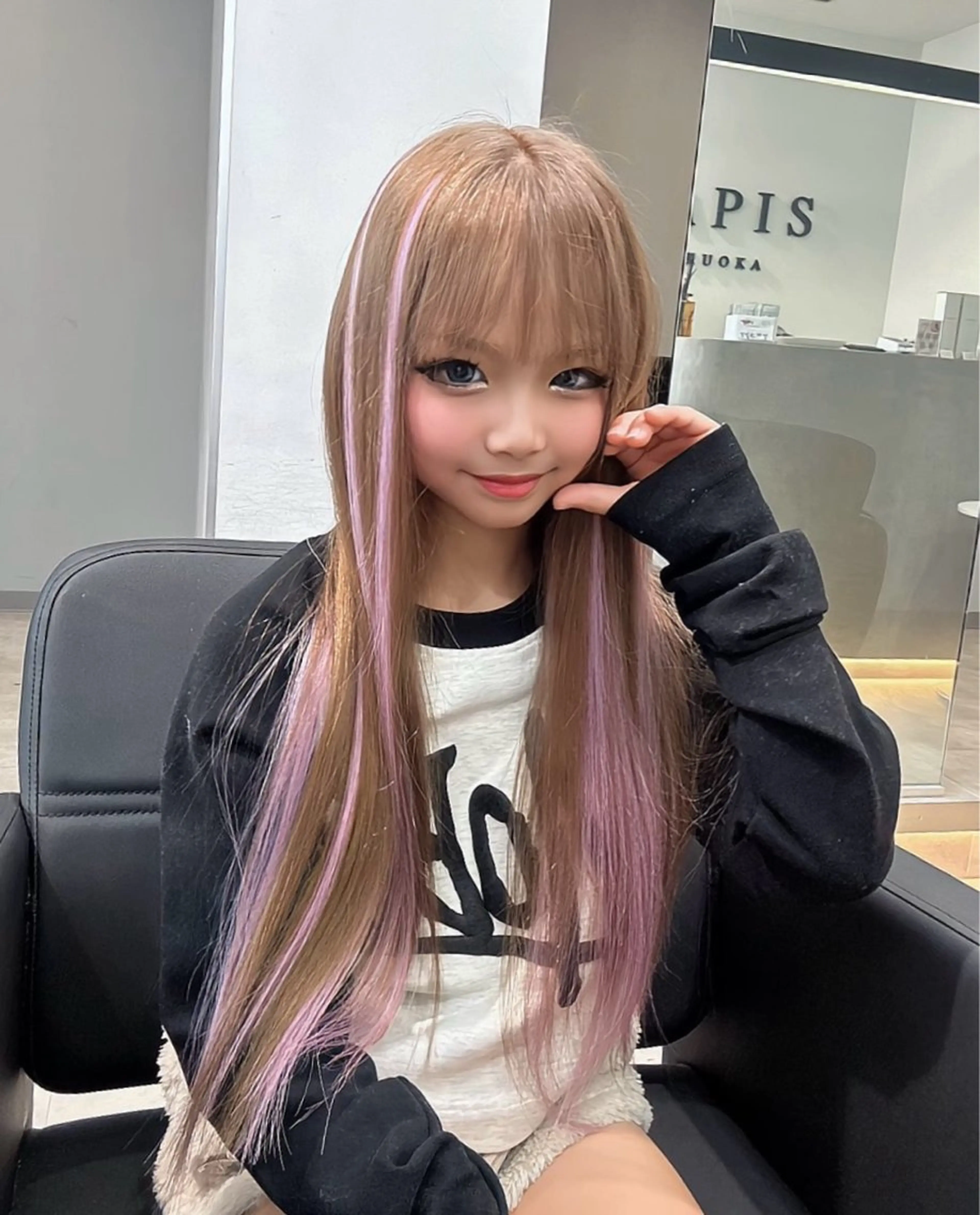 ロング カラー ヘアカラー ギャルの女神/ Shionのヘアスタイル