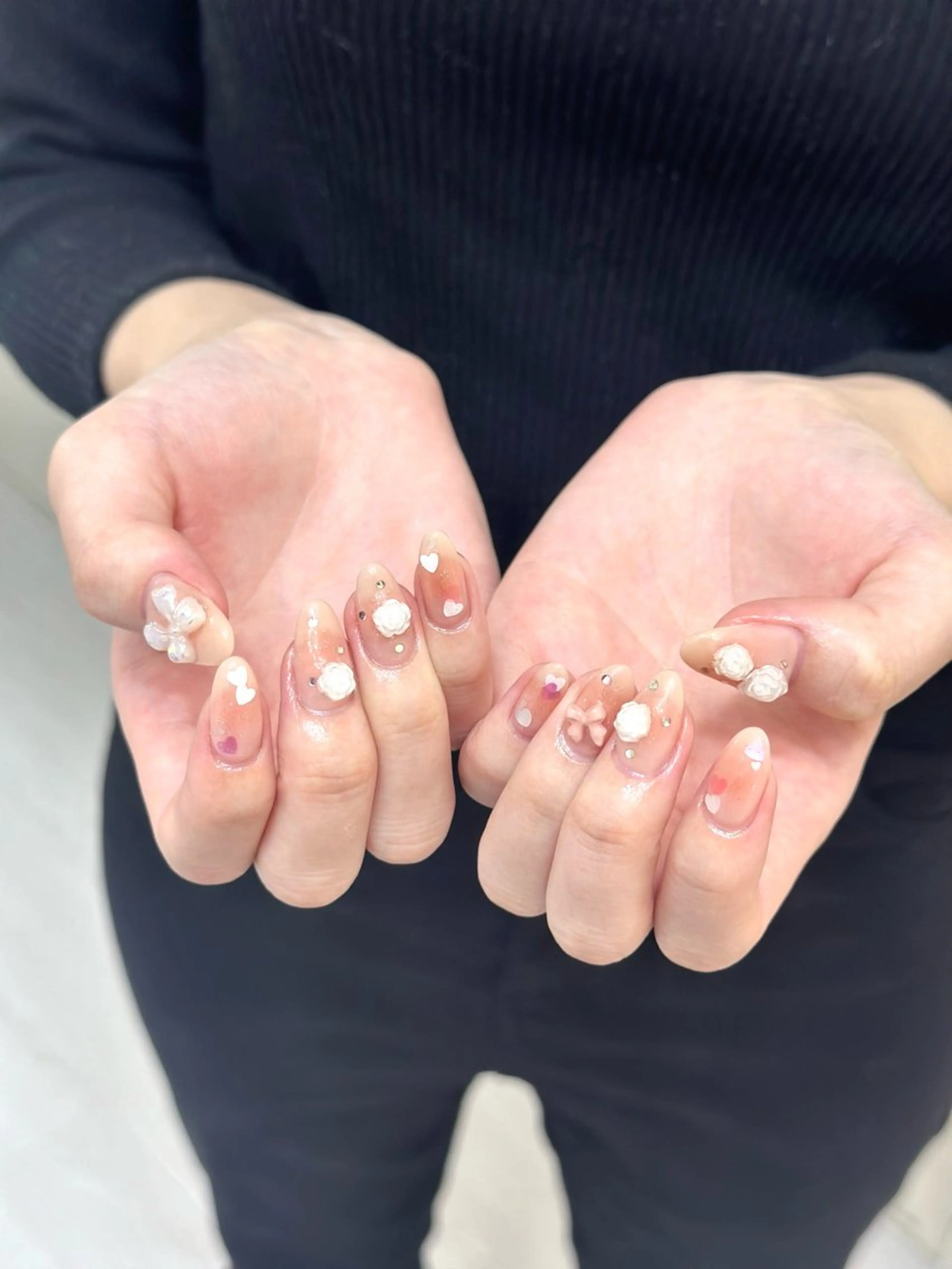 ネイル ハンドネイル Elegancia. Hiromiのネイルデザイン