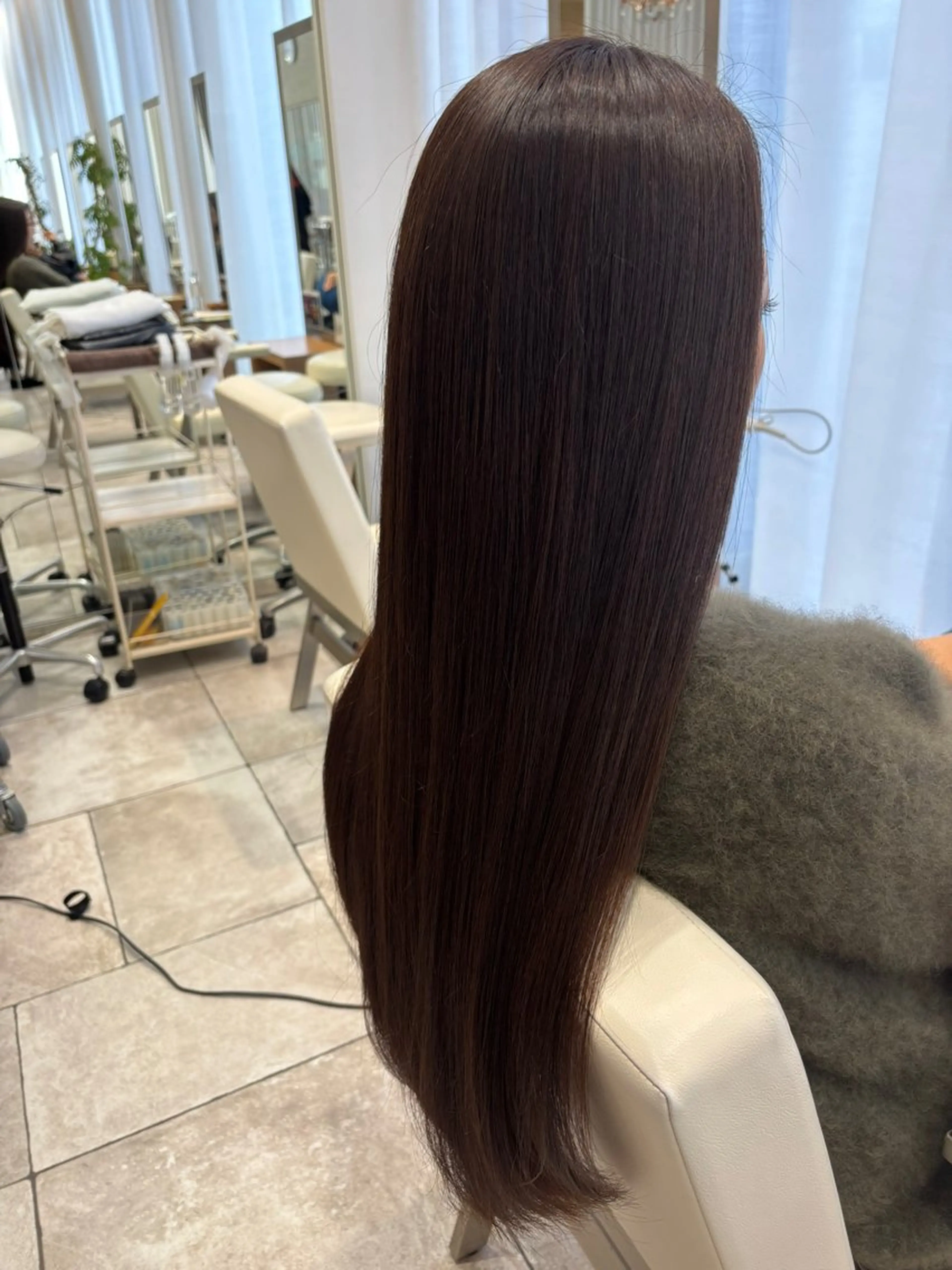 ロング カラー トコウ ソウのヘアスタイル