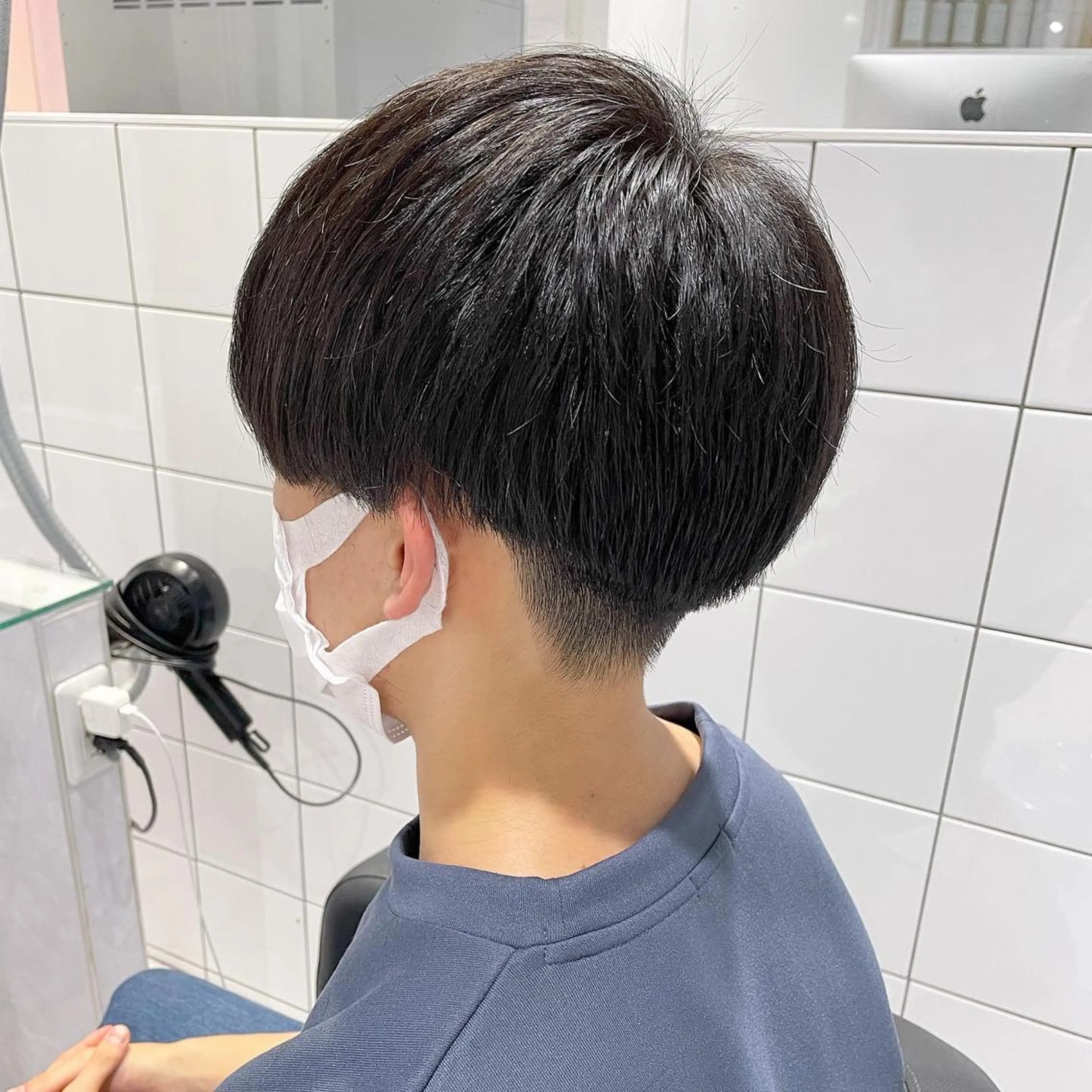 ショート カラー パーマ ヘアアレンジ メンズ キッズ ネイル マツエク・マツパ カット トリートメント ヘッドスパ ヘアセット スパイキー/フェザー /波巻き/かいとのヘアスタイル