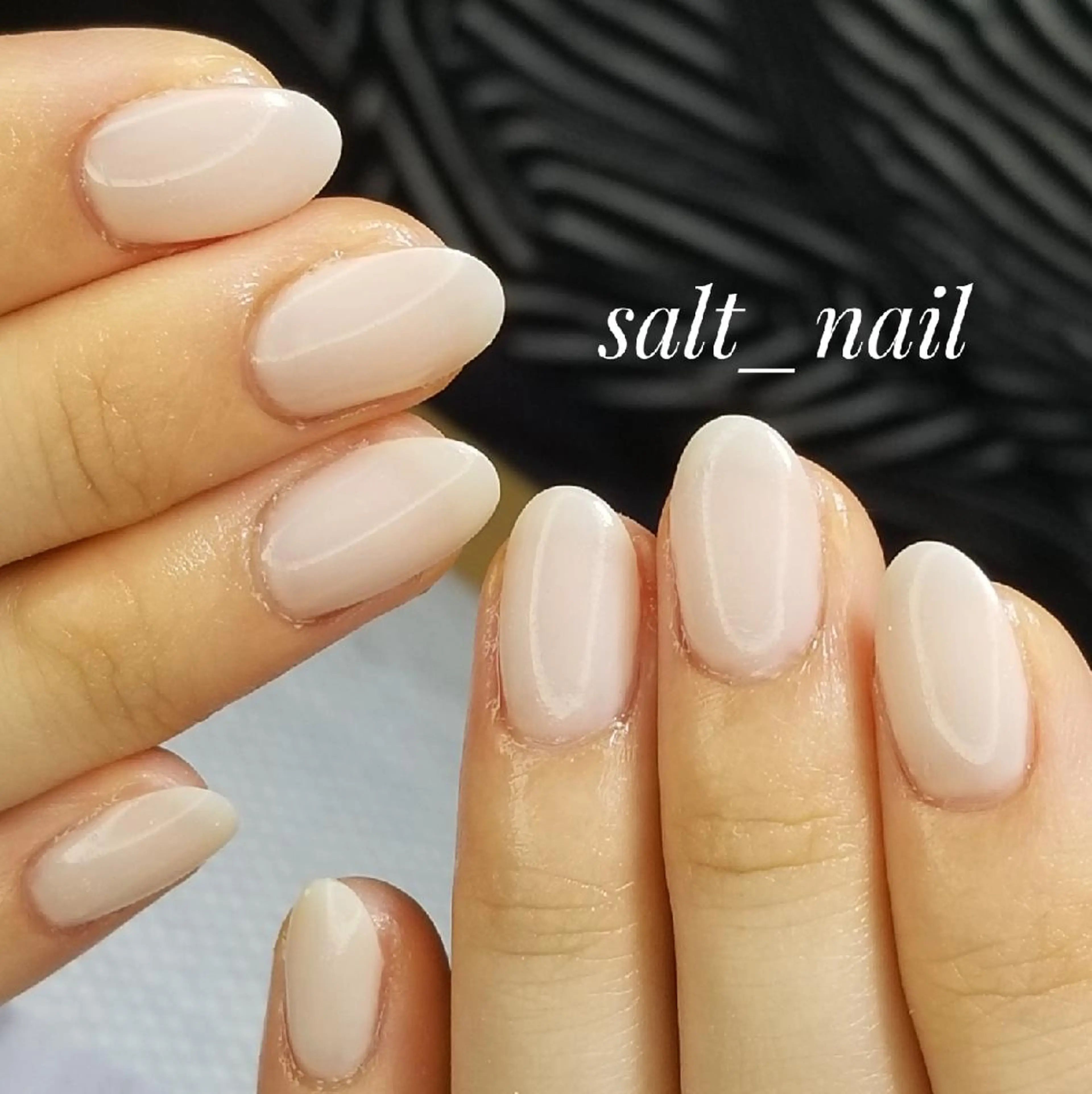 ネイル オフィスネイル ワンカラーネイル ホワイト 個人サロン saltnailのネイルデザイン
