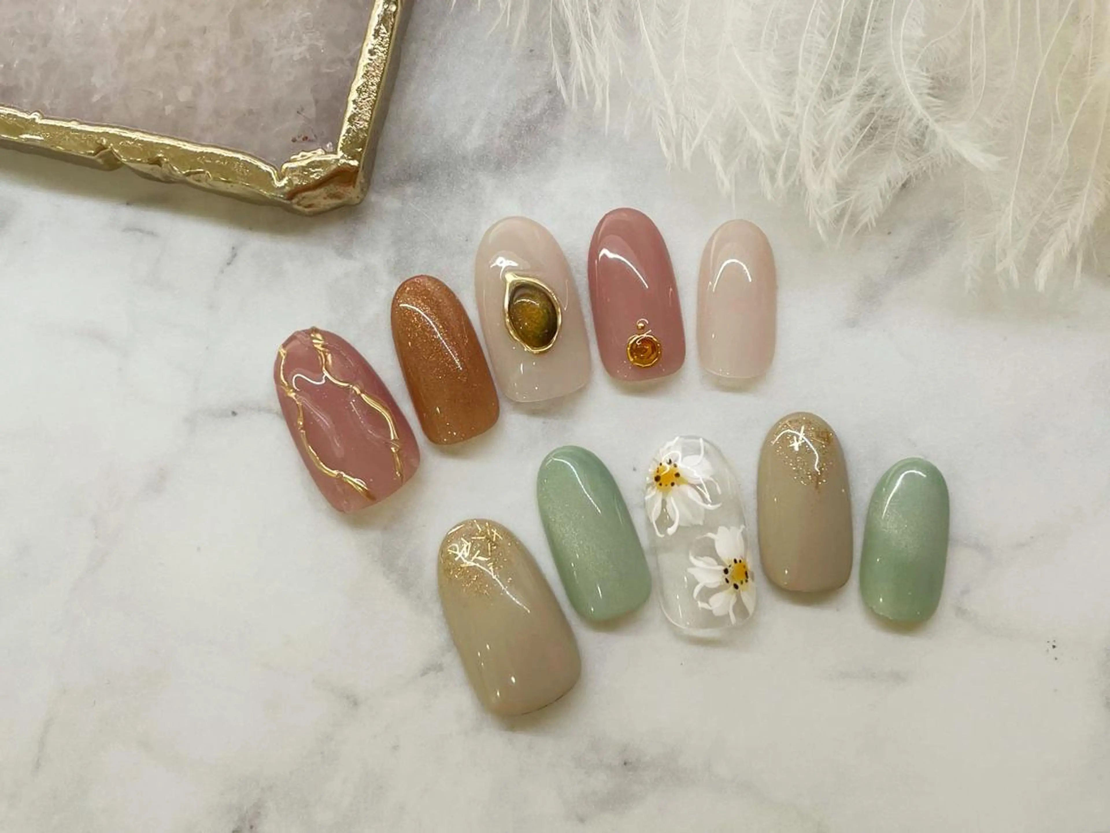 ネイル ニュアンスネイル ハンドネイル Aing nail所属・Aing nail 澤瀬のネイルデザイン