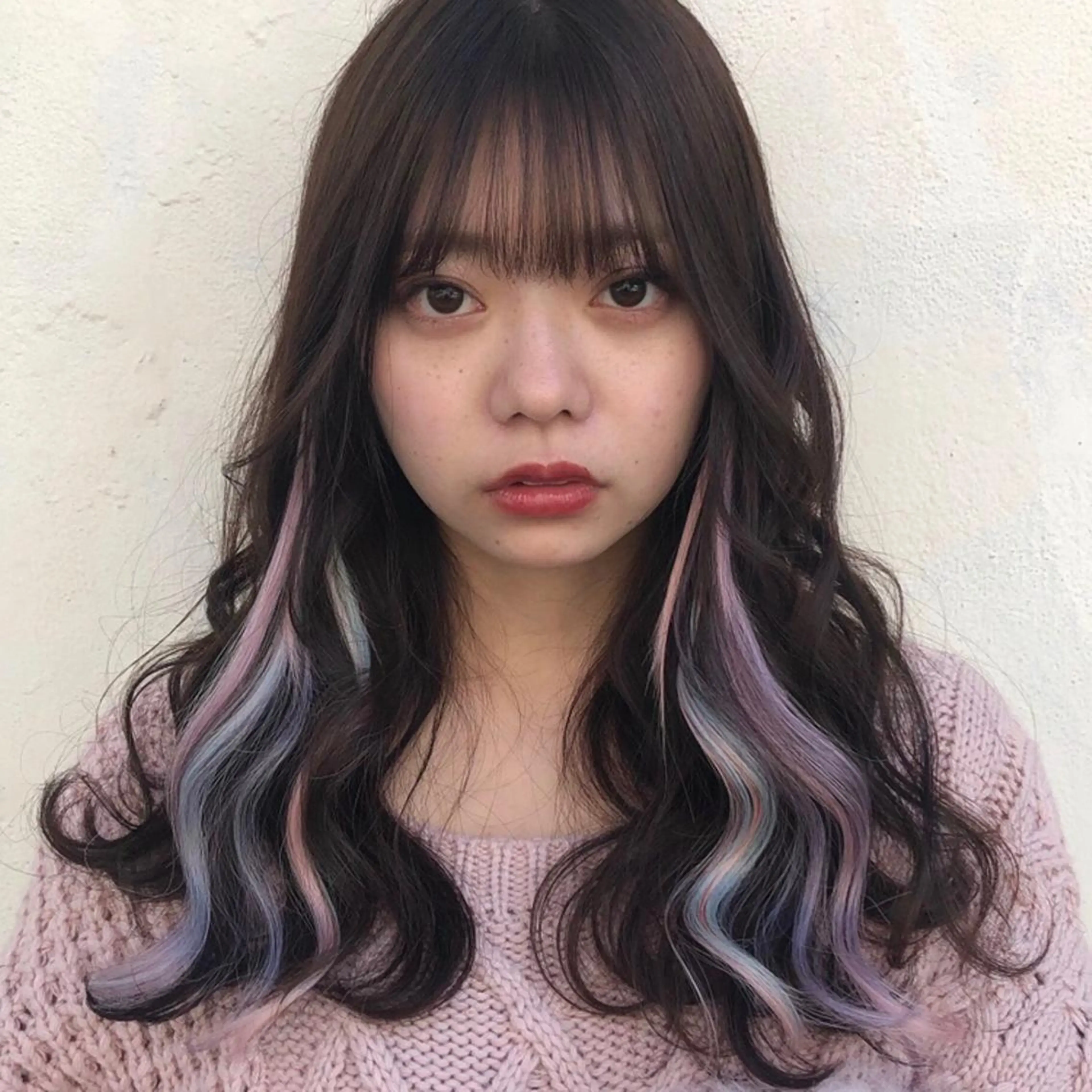 セミロング カラー パーマ ヘアアレンジ 編み込みエクステ シールエクステ インナーカラー ユニコーンカラー エクステ カット トリートメント ヘアセット 八巻 晴香のヘアスタイル