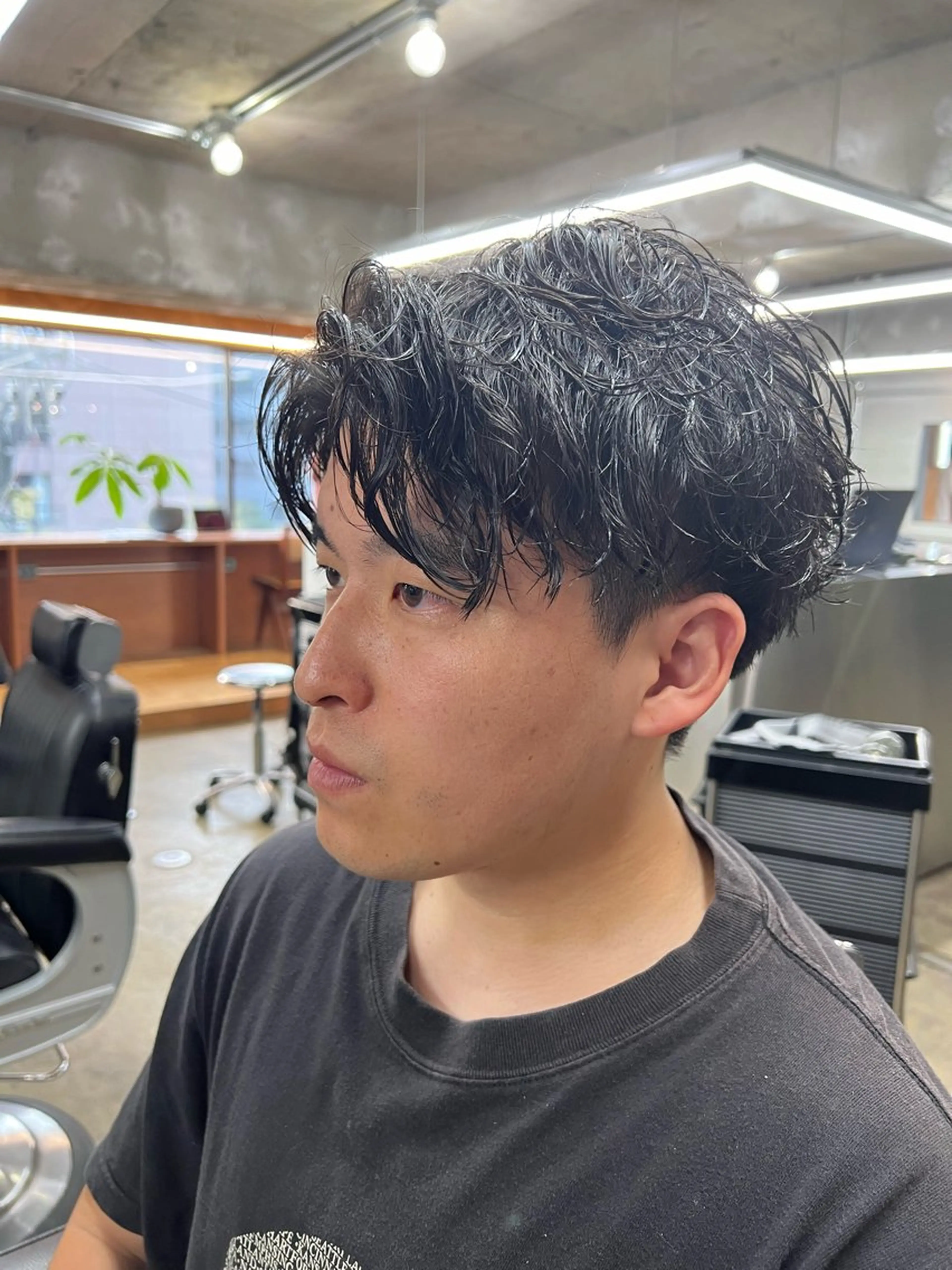 メンズ メンズパーマ特化サロンLond LOGAN所属・SEIYA メンズパーマ職人のヘアスタイル