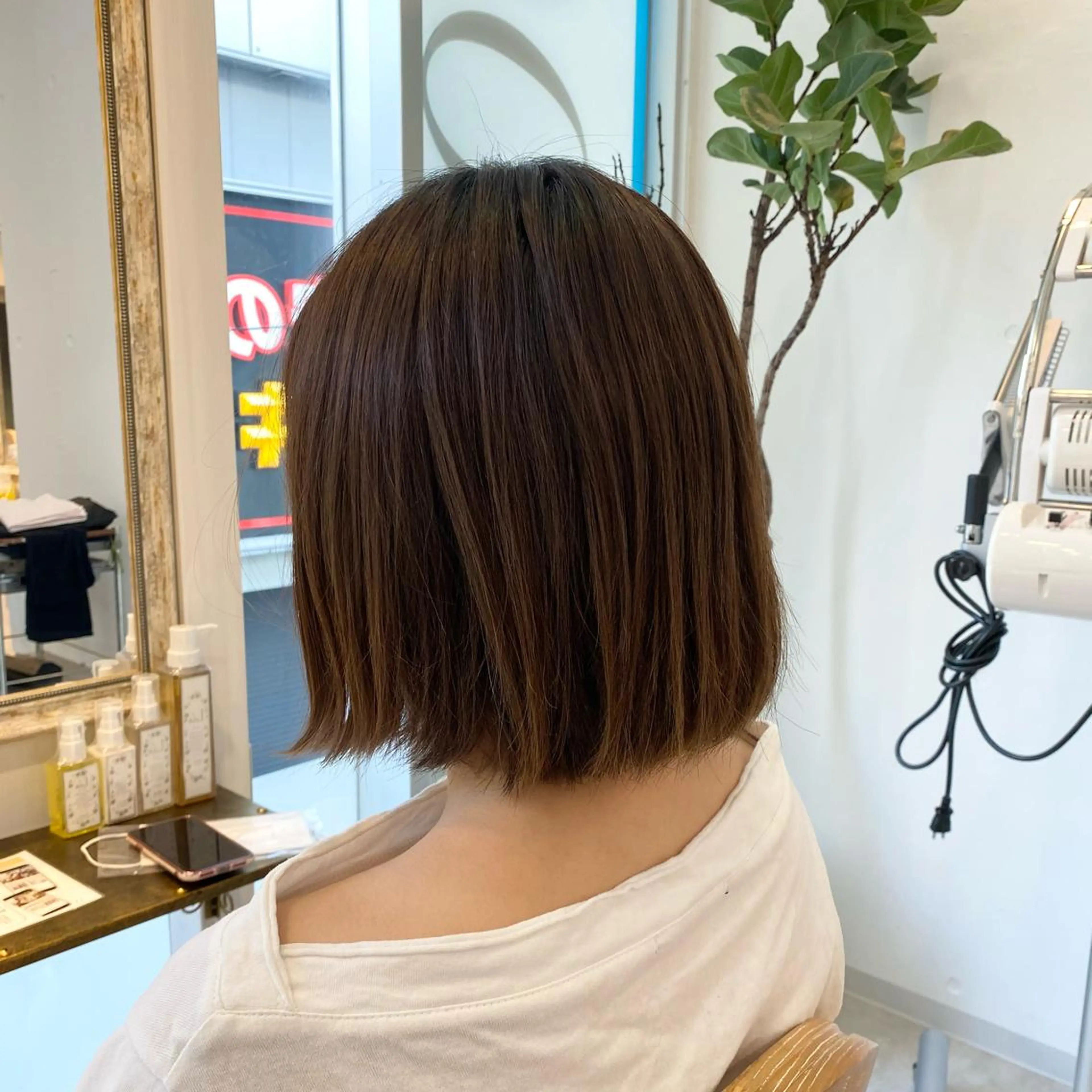 ショート カラー カット ヘアカラー トリートメント ブリーチなし✨艶髪 カラー𓃲YAGIのヘアスタイル