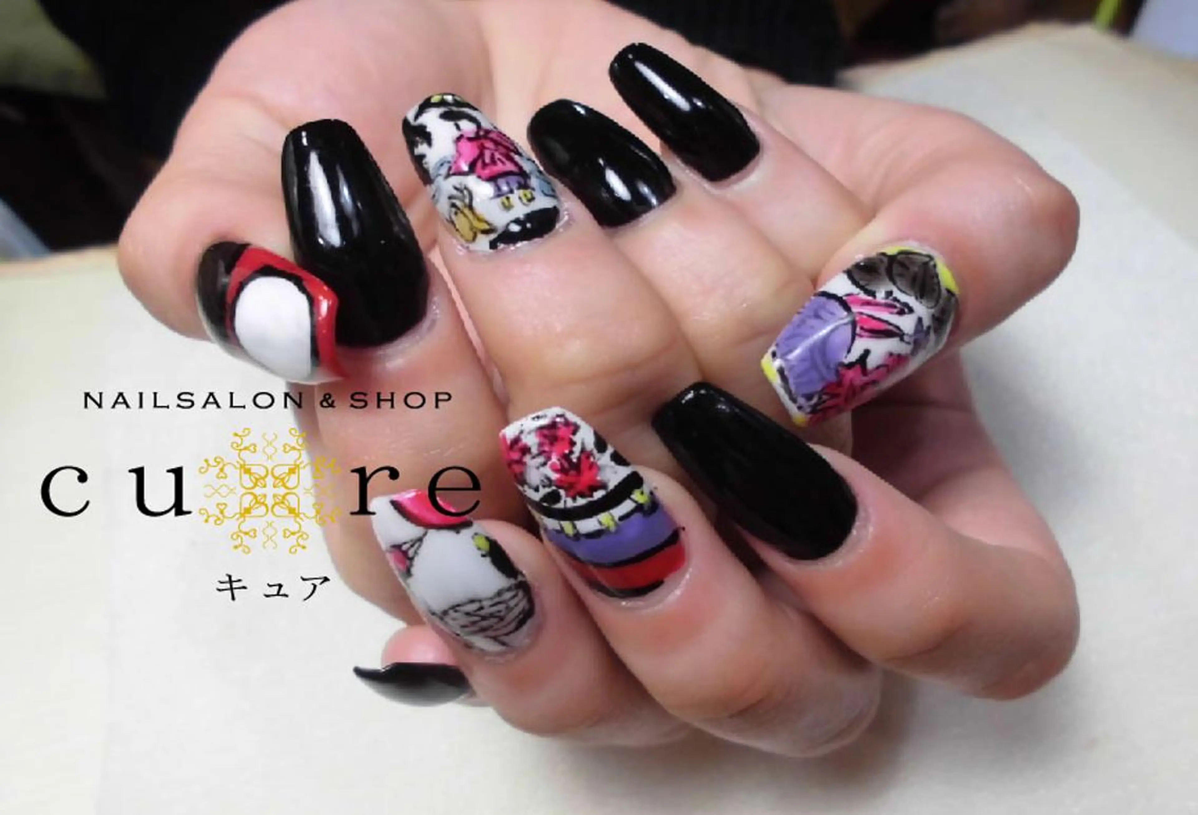 ロング ネイル ネイルサロン Cureのネイルデザイン