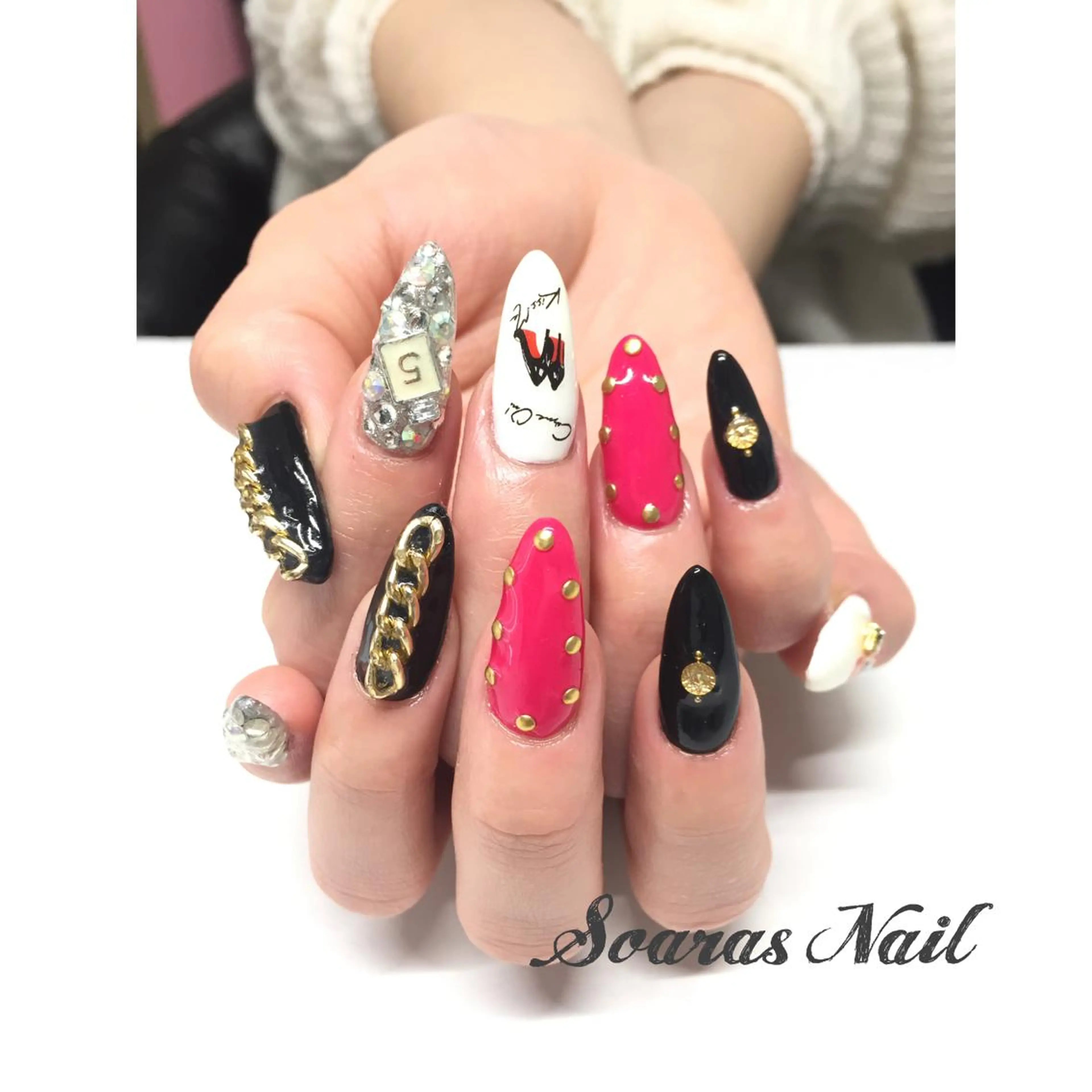 ネイル スカルプネイル soaras nailのネイルデザイン