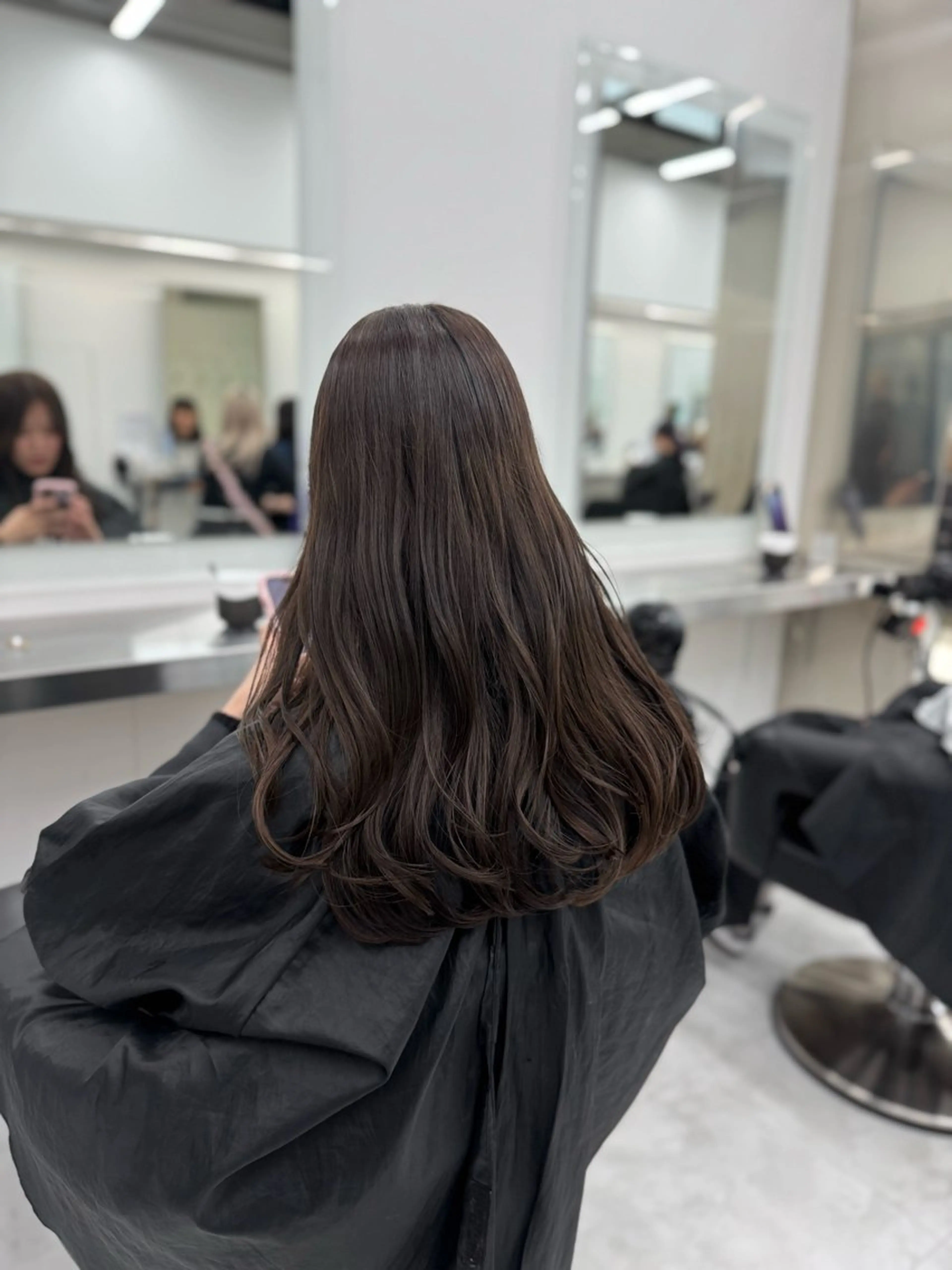 セミロング カラー カット ヘアカラー トリートメント ブリーチなし🤍透明 感カラー🤍しゅうじのヘアスタイル