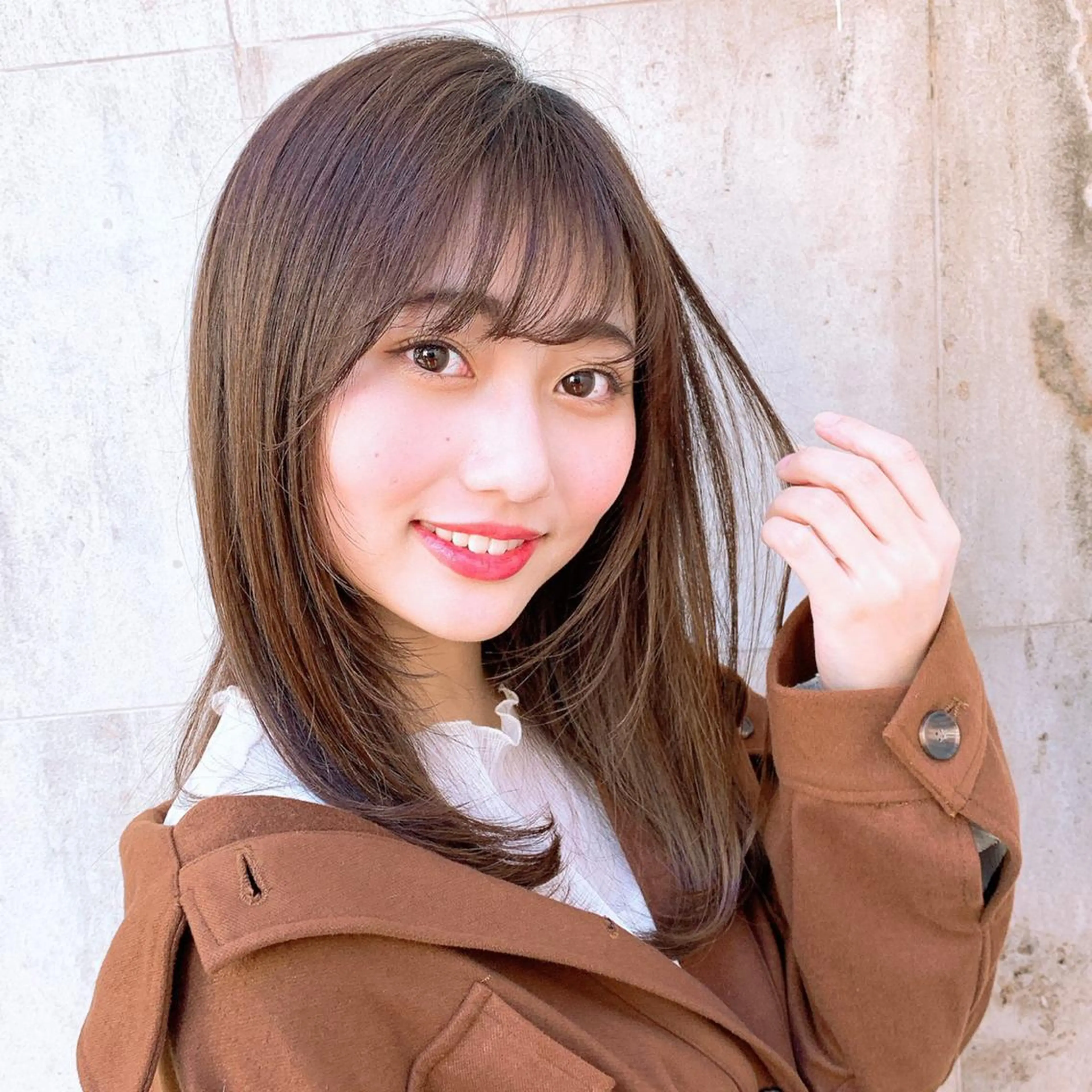 セミロング カラー ブリーチなし✨艶髪 カラー𓃲YAGIのヘアスタイル