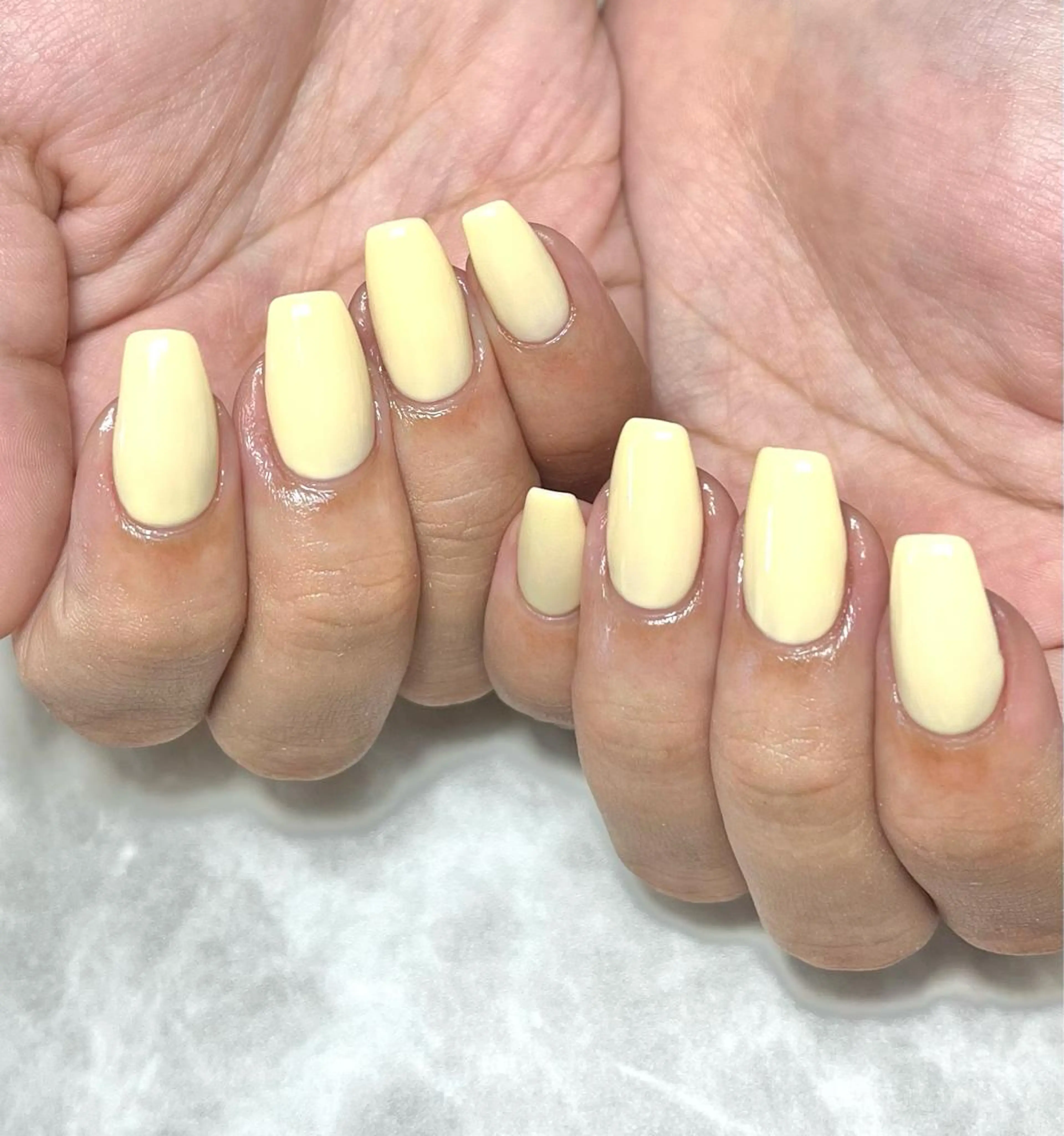 ネイル パステルネイル 黄色 ハンドネイル nails' it...のネイルデザイン