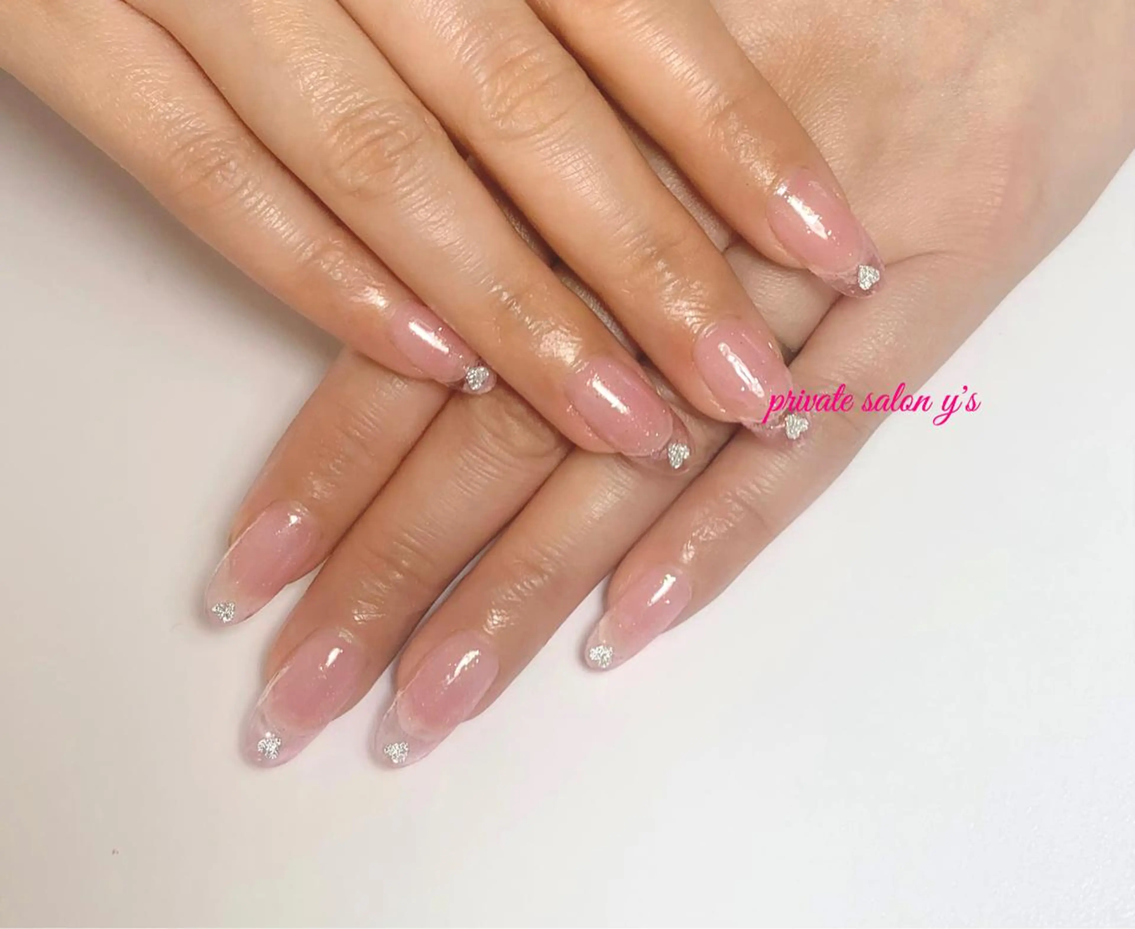 ネイル y' sのネイルデザイン