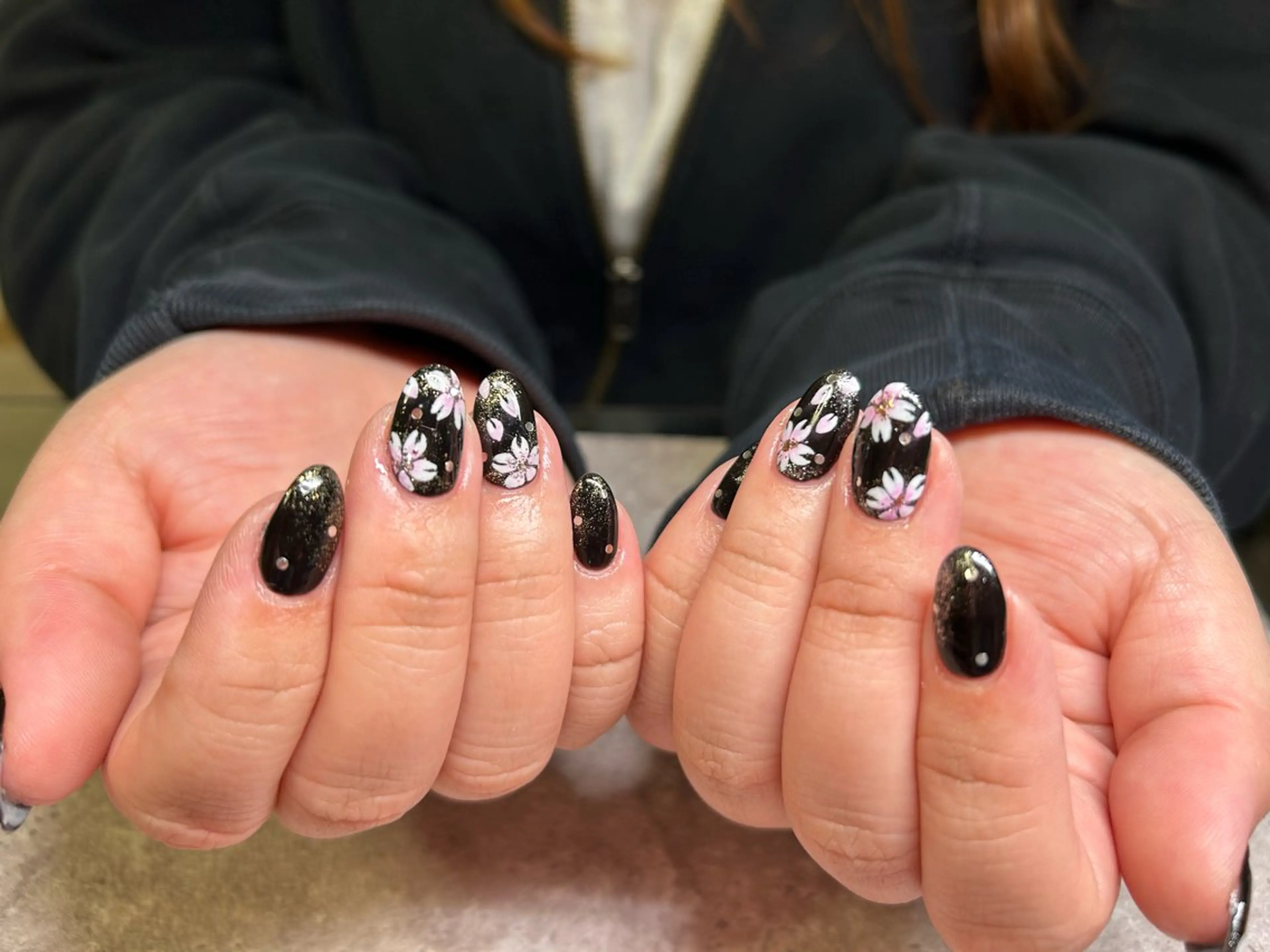 ネイル アートネイル ハンドネイル Lisa’s Salonのネイルデザイン