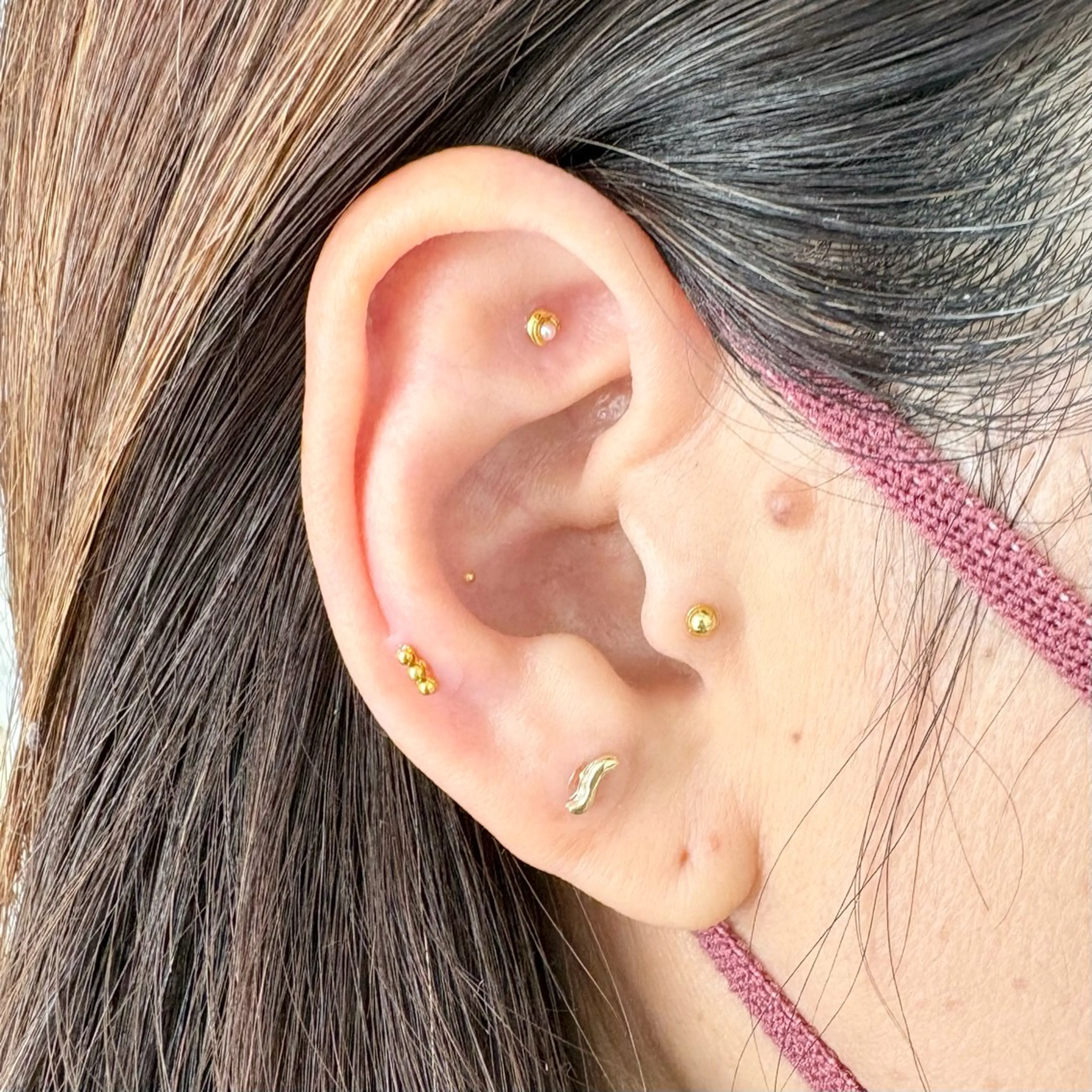 White/マツエク /まつパ/耳つぼのマツエク・マツパデザイン