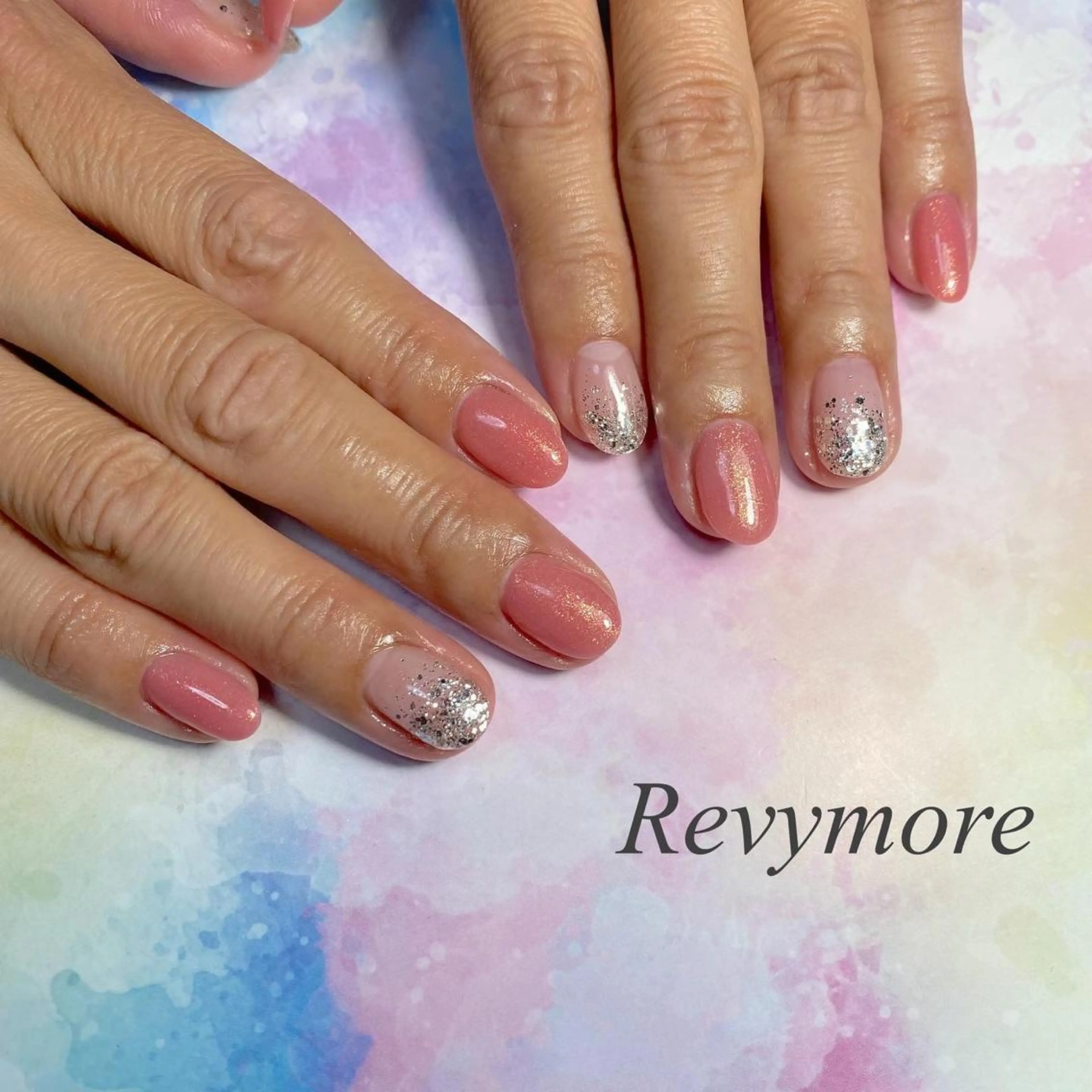 ミディアム ネイル 韓国風ヘア ジェルネイル キラキラネイル 韓国ネイル ラメ(グリッター) nail salon Revymore所属・nail salon Revymoreのネイルデザイン