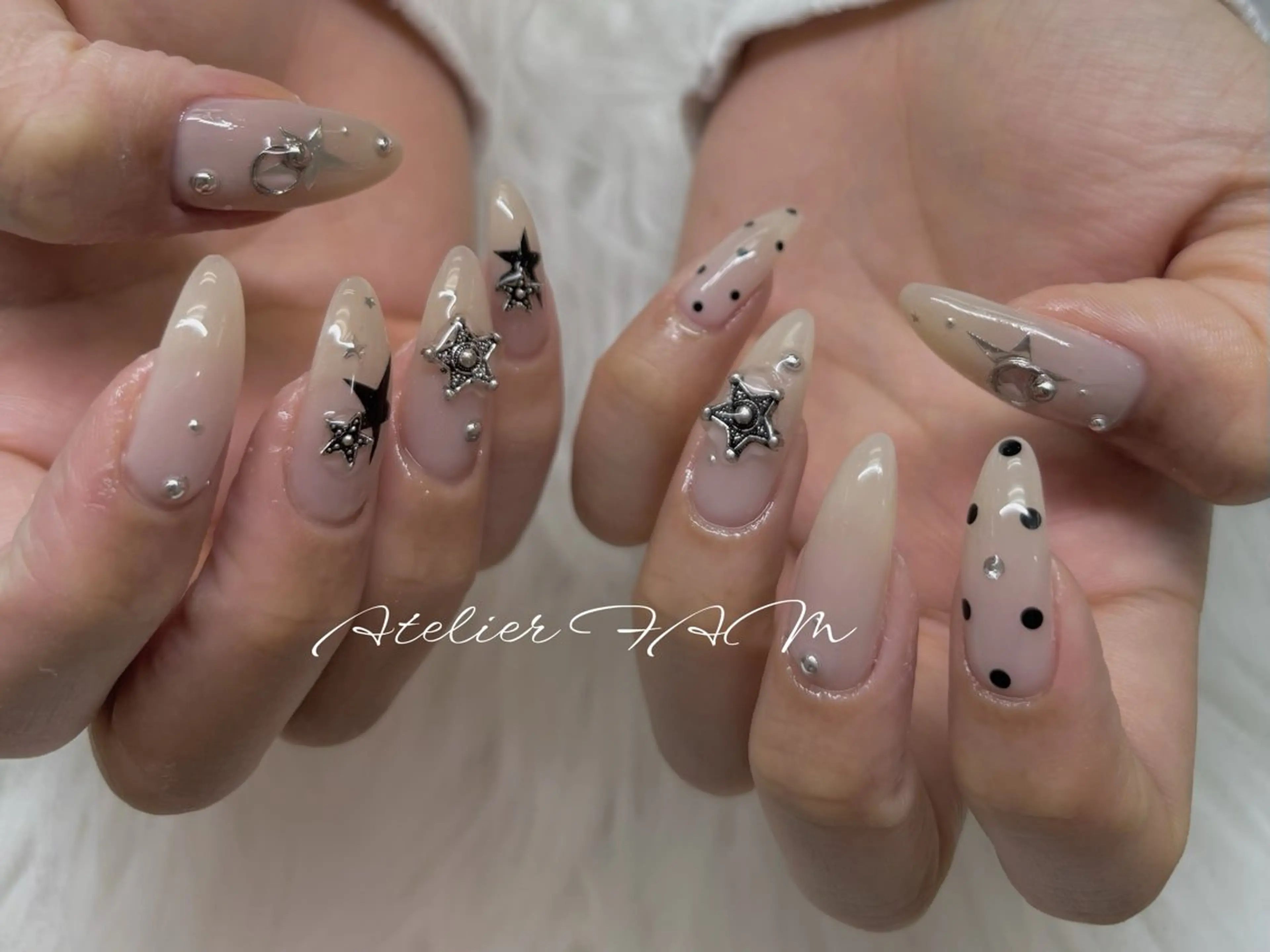 セミロング ハンドネイル nail&eyelashsalon atelier fam上本町店所属・アトリエ FAMのネイルデザイン