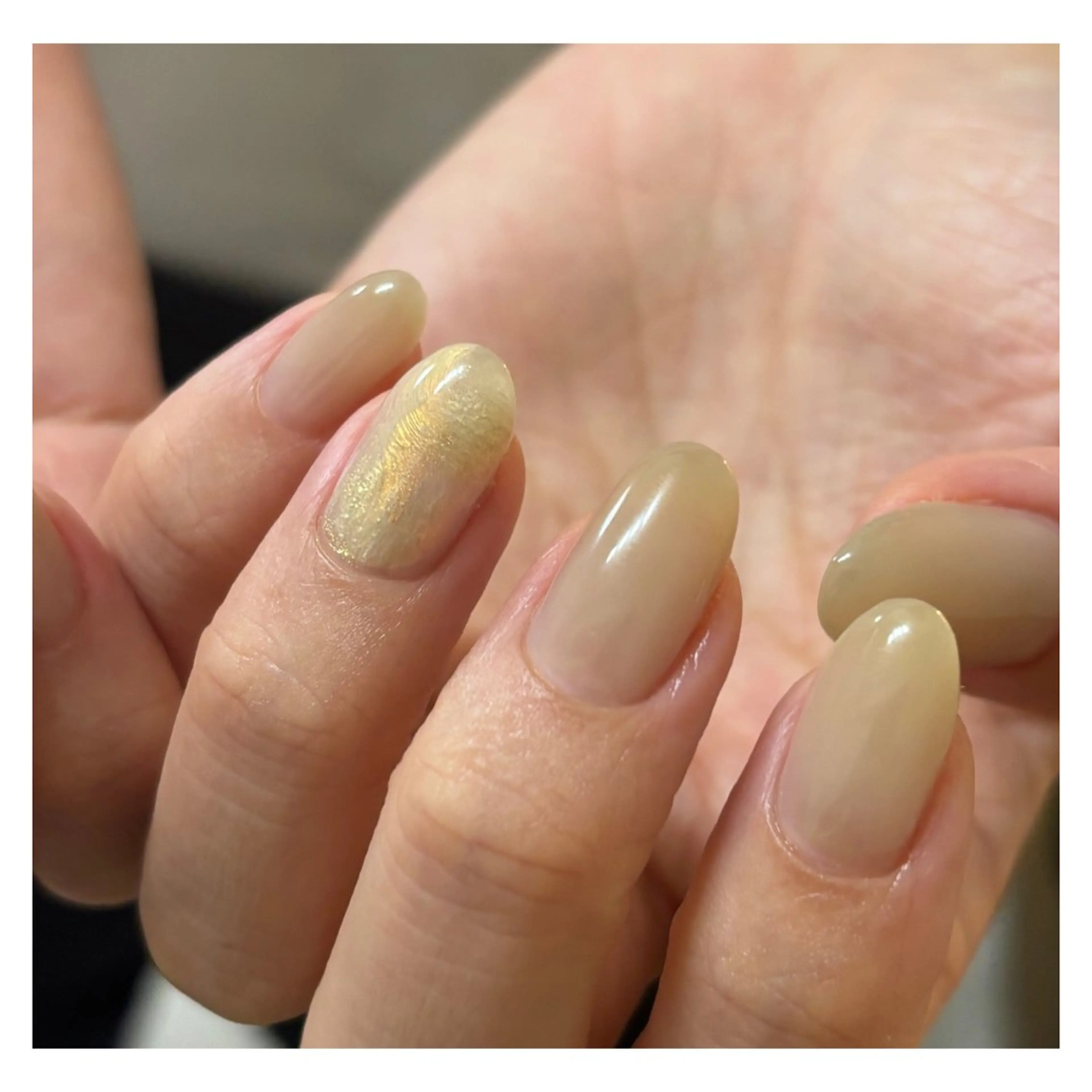 ネイル アートネイル ミラーネイル ハンドネイル Elio所属・Elio 国泰寺のネイルデザイン