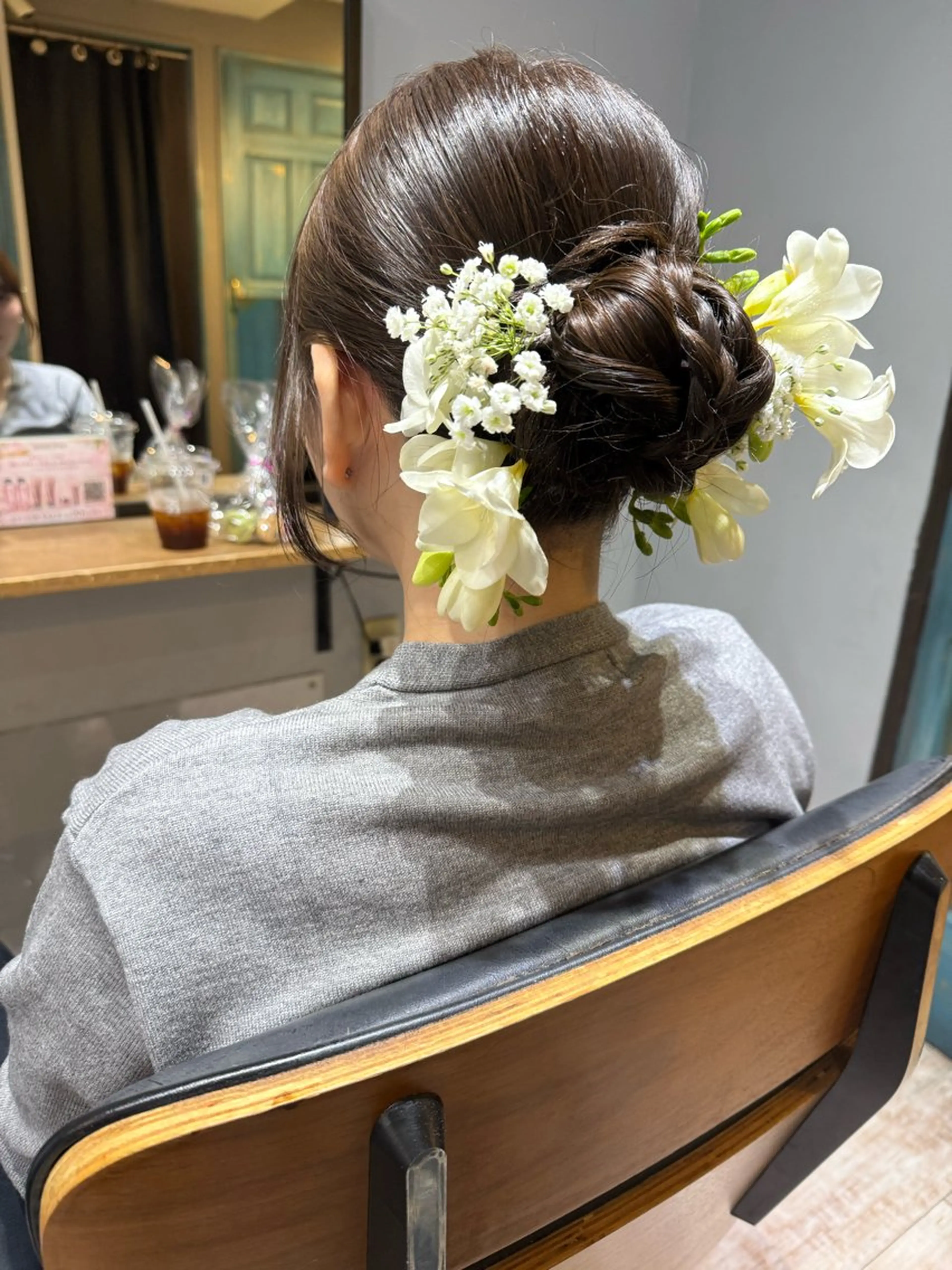 ロング ヘアアレンジ 卒業式のヘアスタイル 加藤 まりえのヘアスタイル