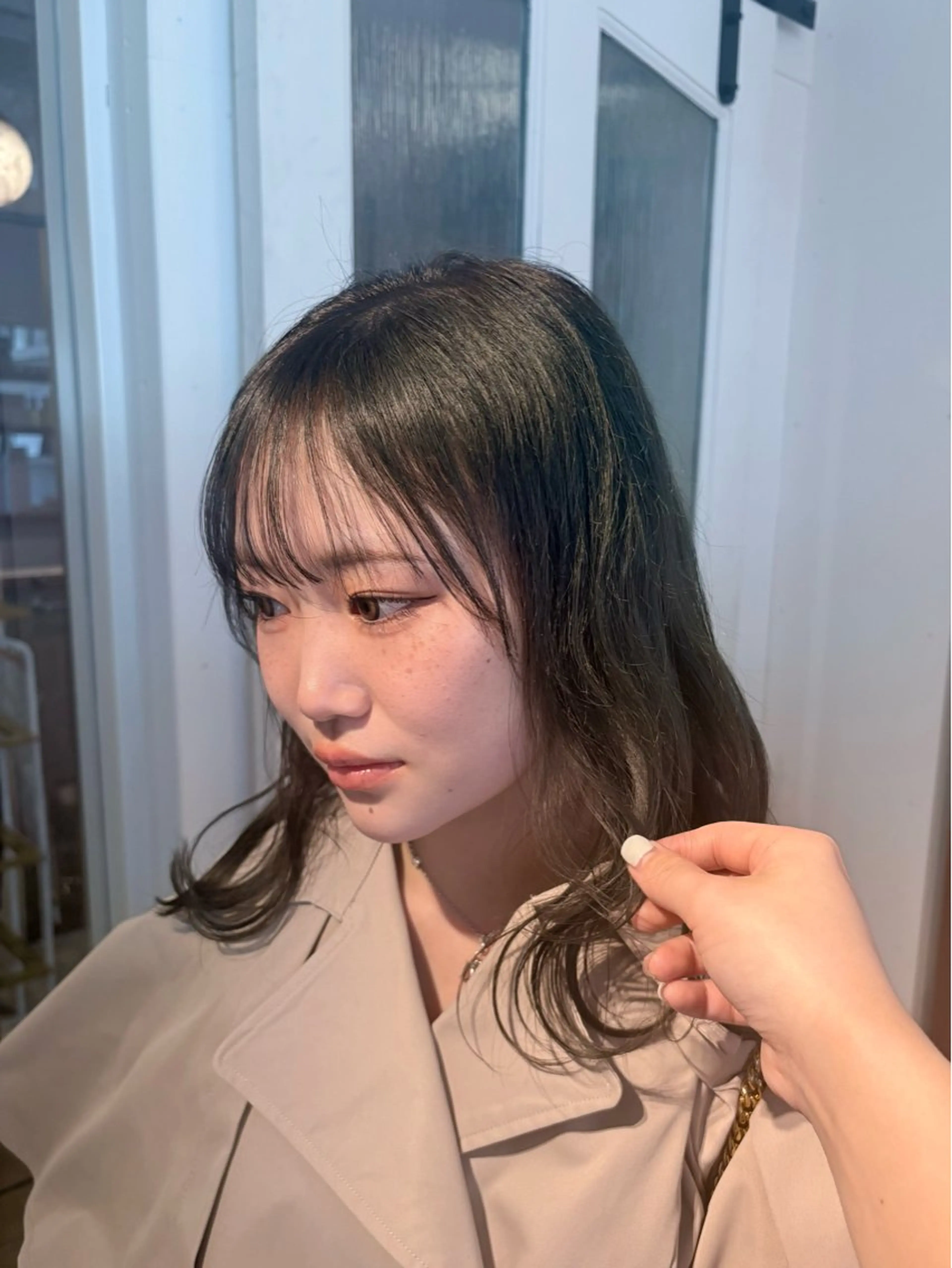 セミロング ケアカラー トリートメント ヘアカラー rina/似合わせ/ 艶髪カラー/髪質改善のヘアスタイル