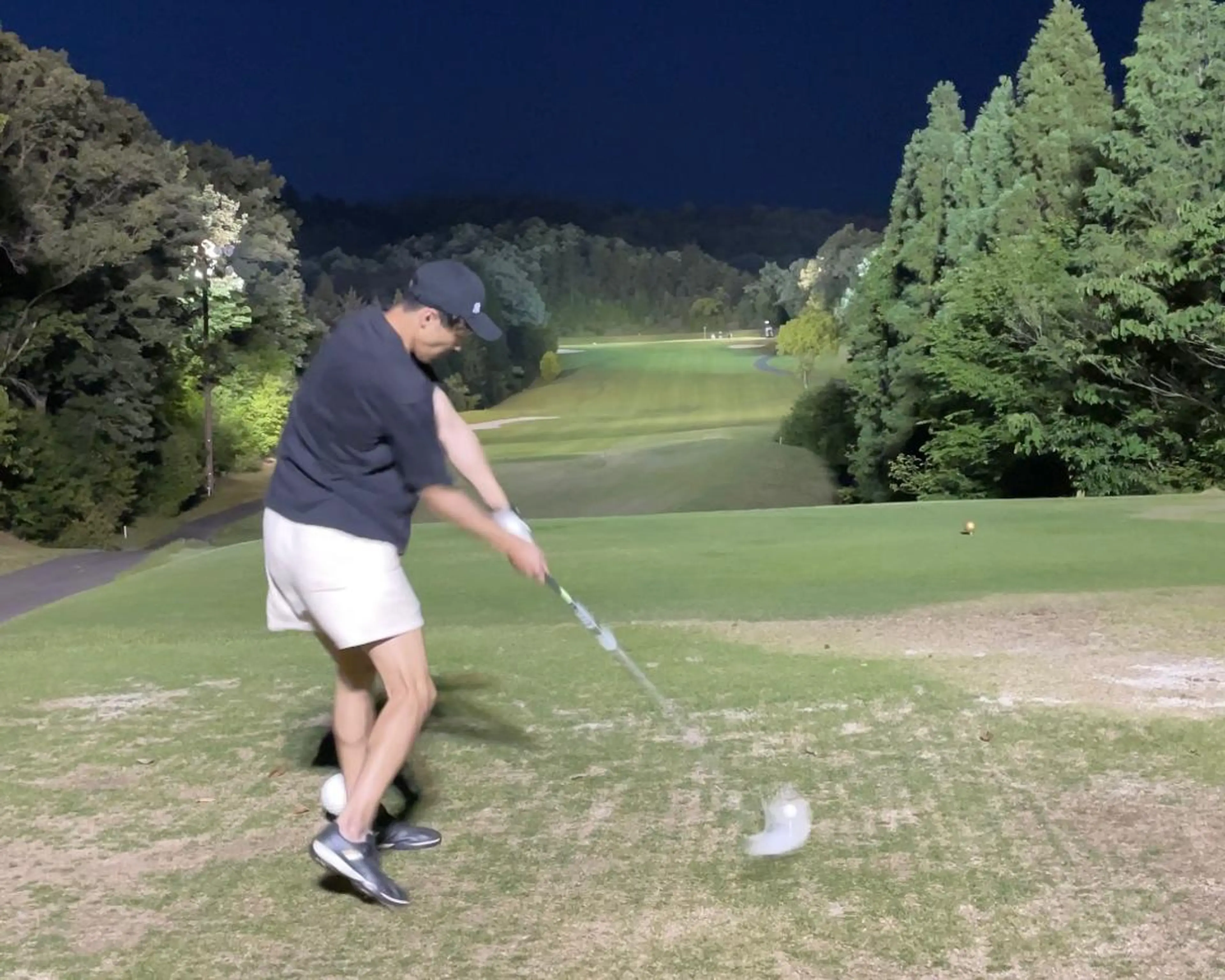 ショート カラー パーマ ヘアアレンジ メンズ キッズ ネイル マツエク・マツパ アイブロウ メンズアイブロウ 眉毛ワックス脱毛 メンズネイル 脱毛サロン KAvanceのエステ・リラクイメージ