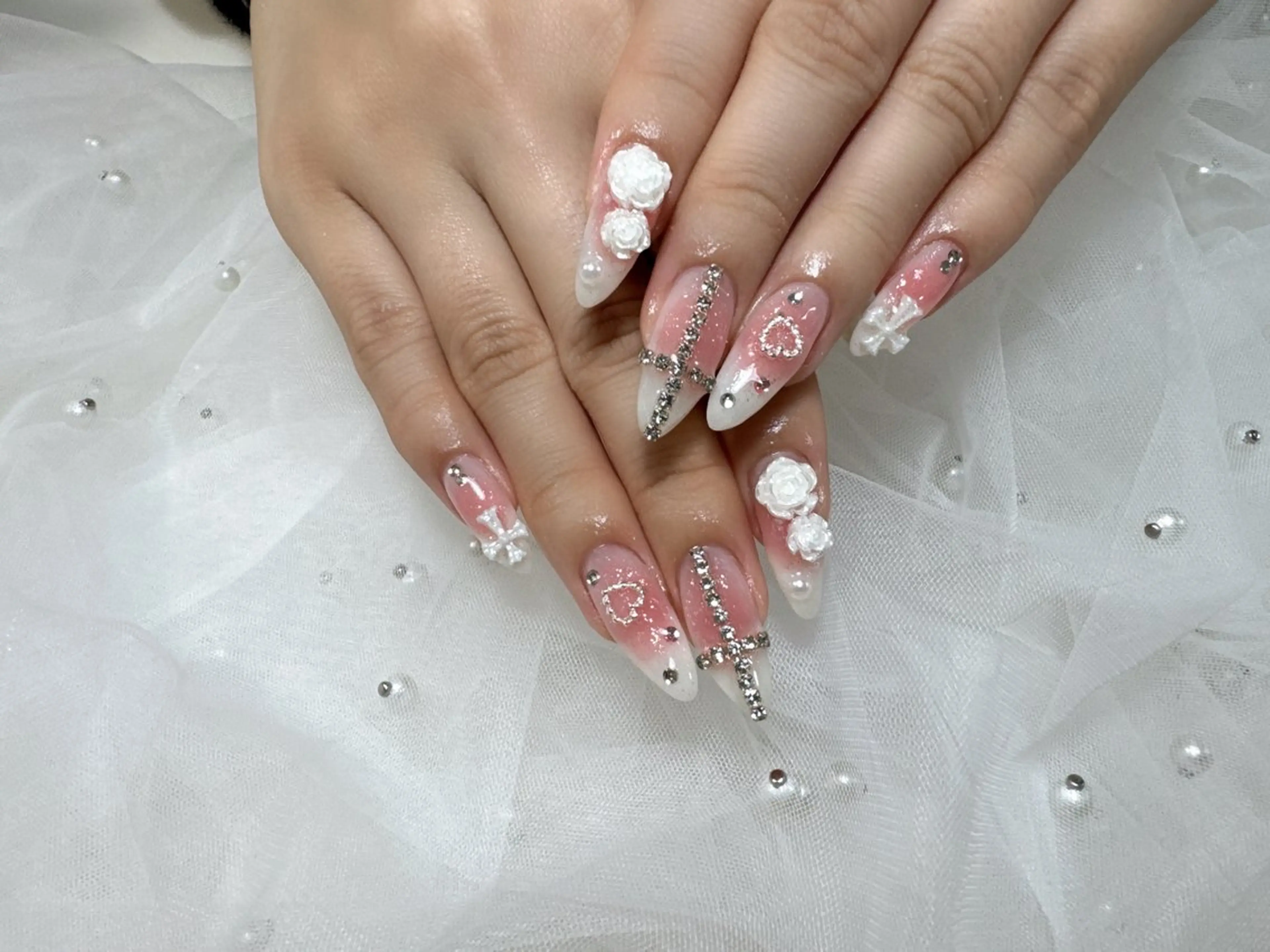 ネイル ハンドネイル Luna スカルプ専門店のネイルデザイン