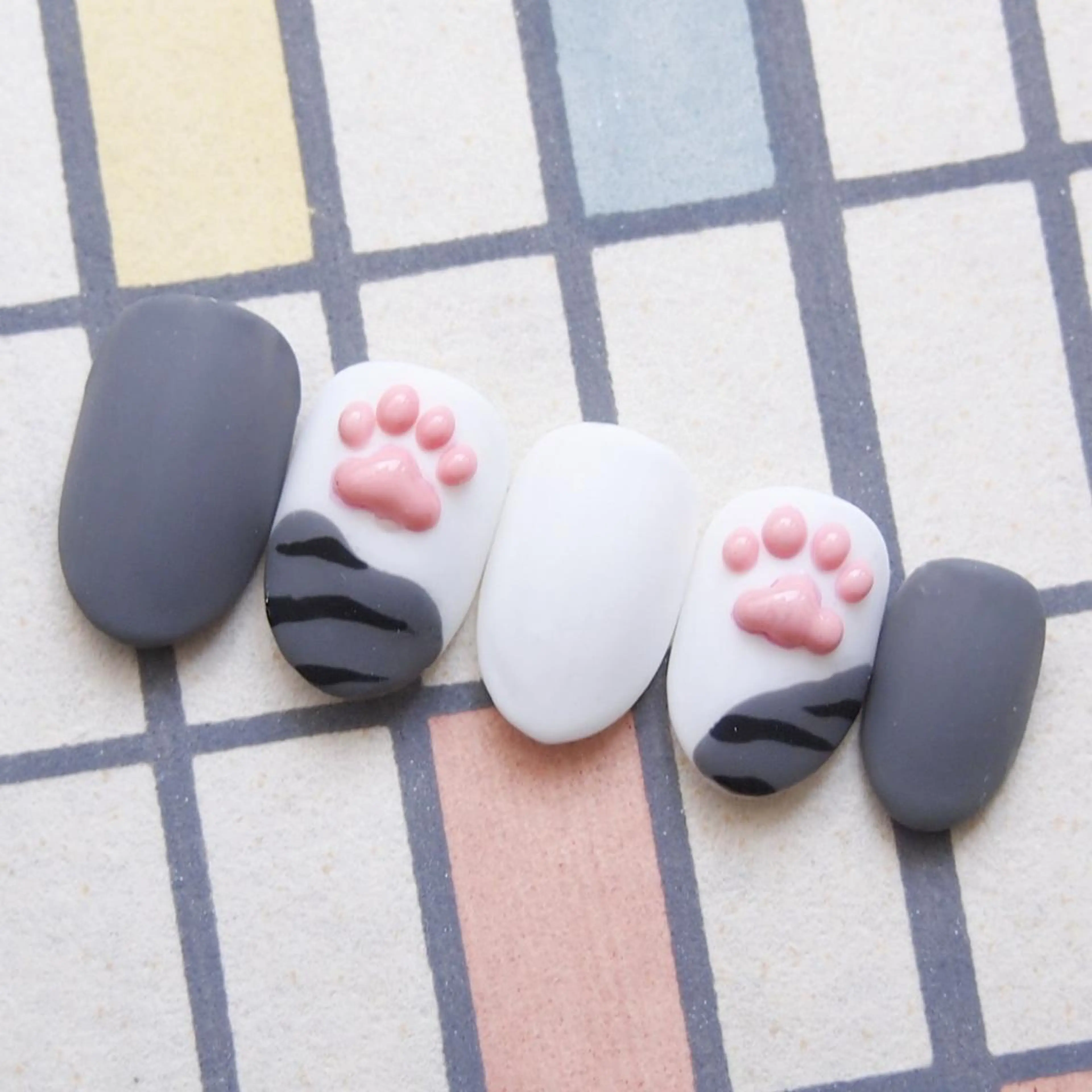 ネイル ハンドネイル 山田 麻衣のネイルデザイン