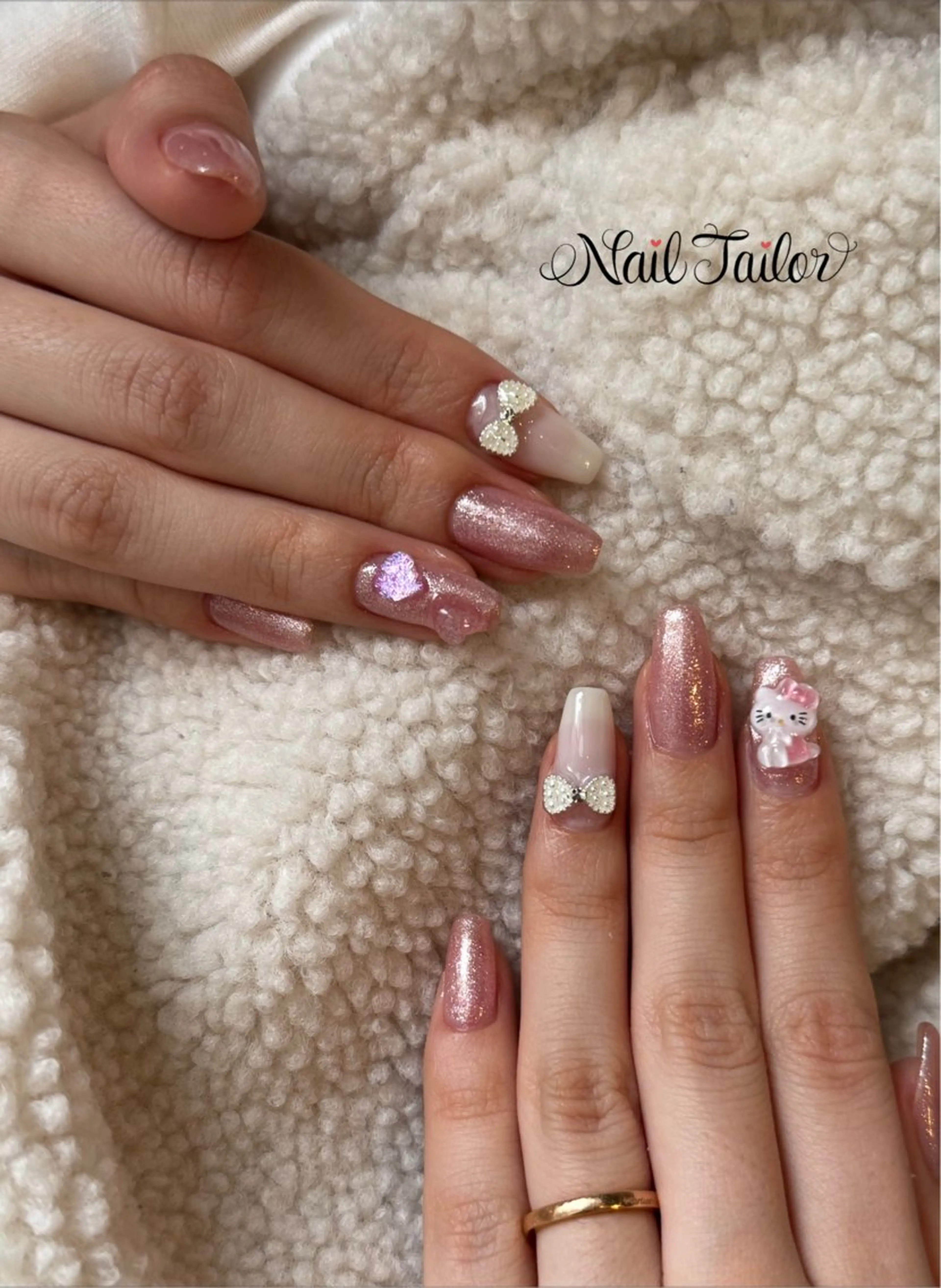 ネイル ハート キラキラネイル ラメ(グリッター) ワンカラーネイル ピンク ハンドネイル 〜Nail Tailor〜　ネイルテイラー所属・NailTailor ネイルテイラーのネイルデザイン