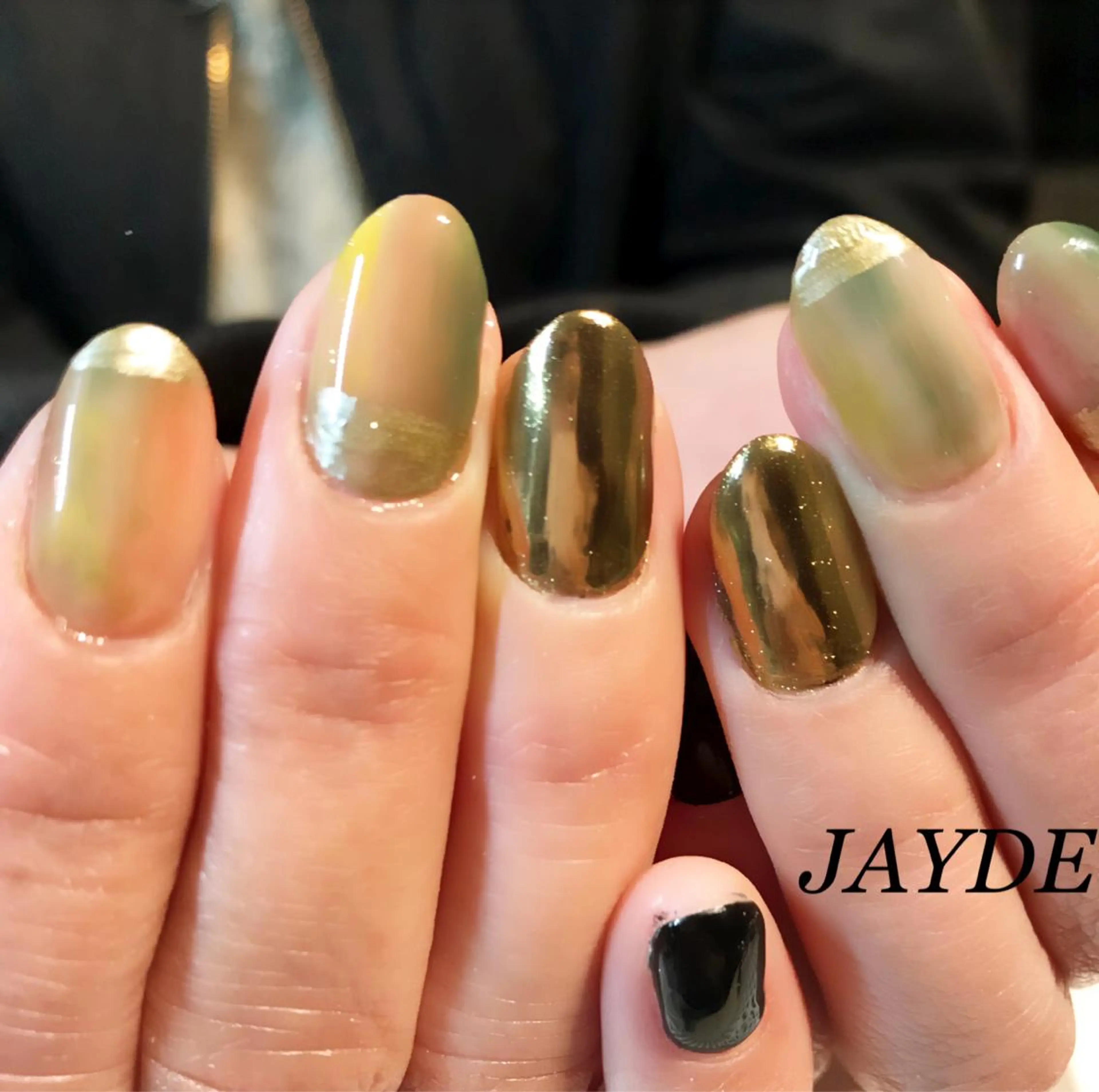 ネイル アートネイル カジュアル ミラーネイル 持ち込み JAYDE ジェイドのマツエク・マツパデザイン