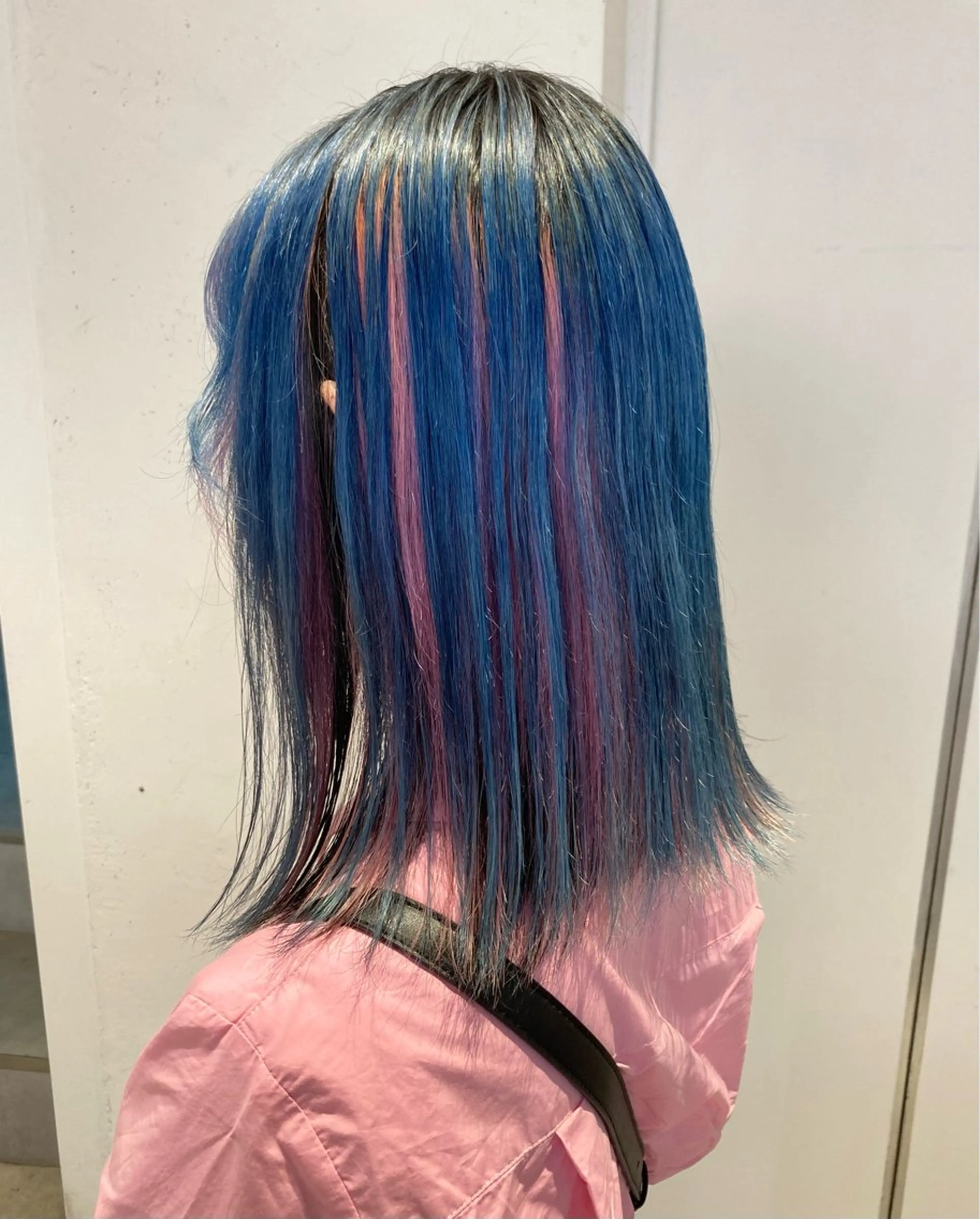 ミディアム カラー デザインカラー インナーカラー ちょめ/八王子 ZEST emuのヘアスタイル