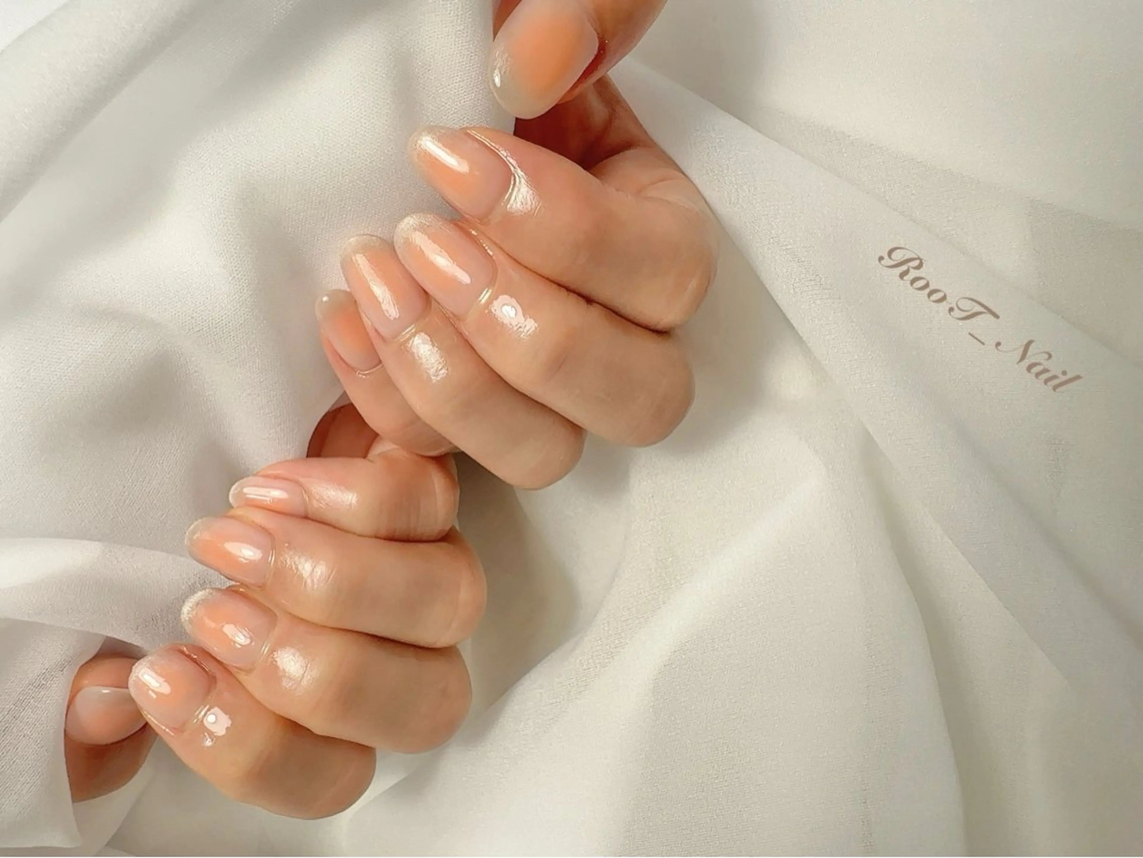 ネイル チークネイル フレンチネイル ハンドネイル RooT Nailのネイルデザイン